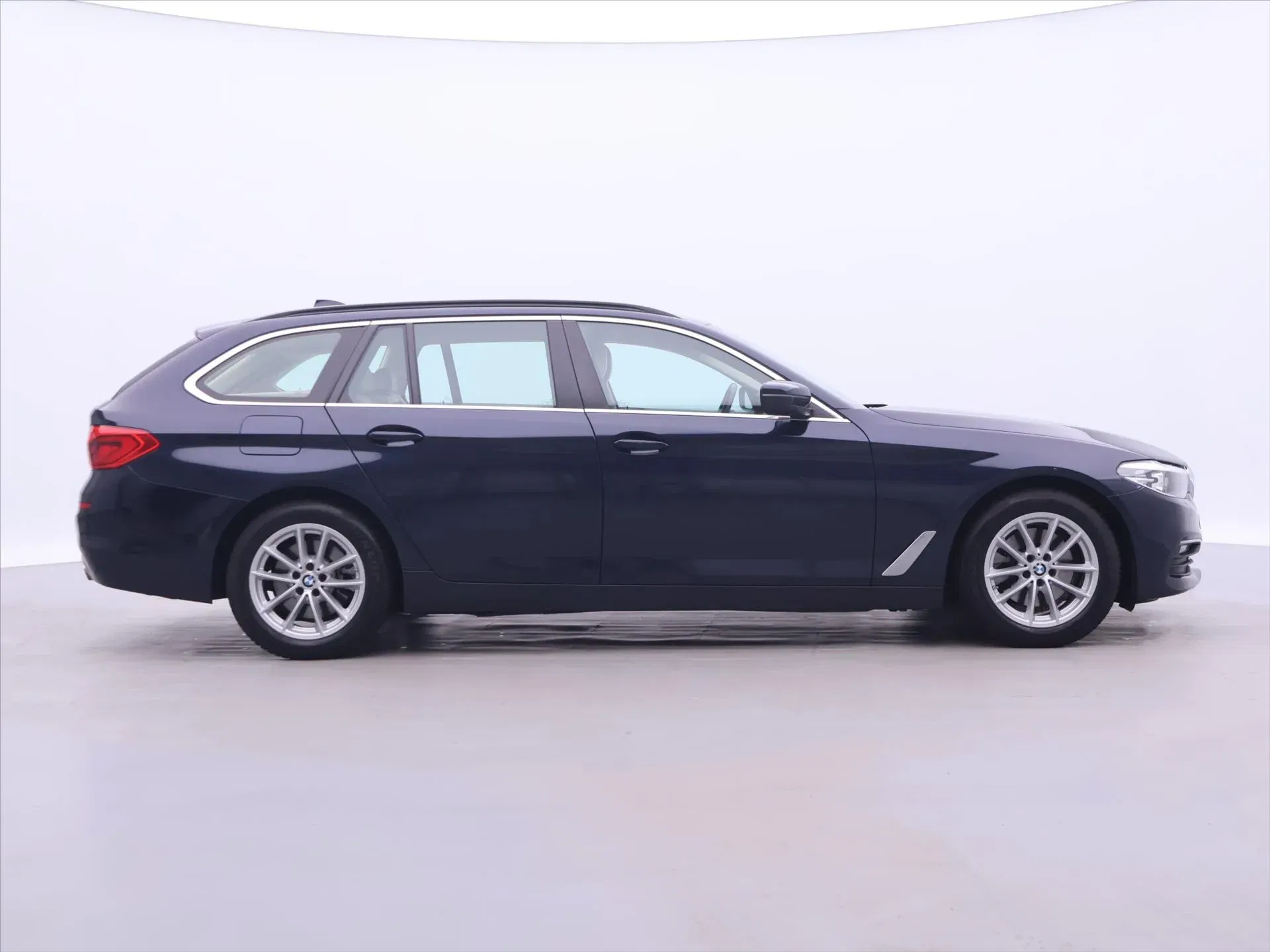 BMW Řada 5 - Náhled 8