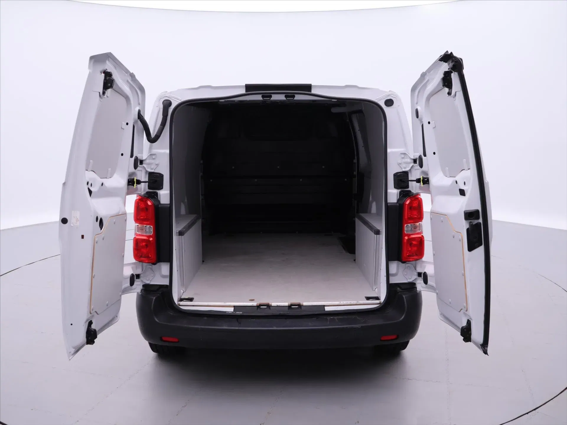 Opel Vivaro - Náhled 8