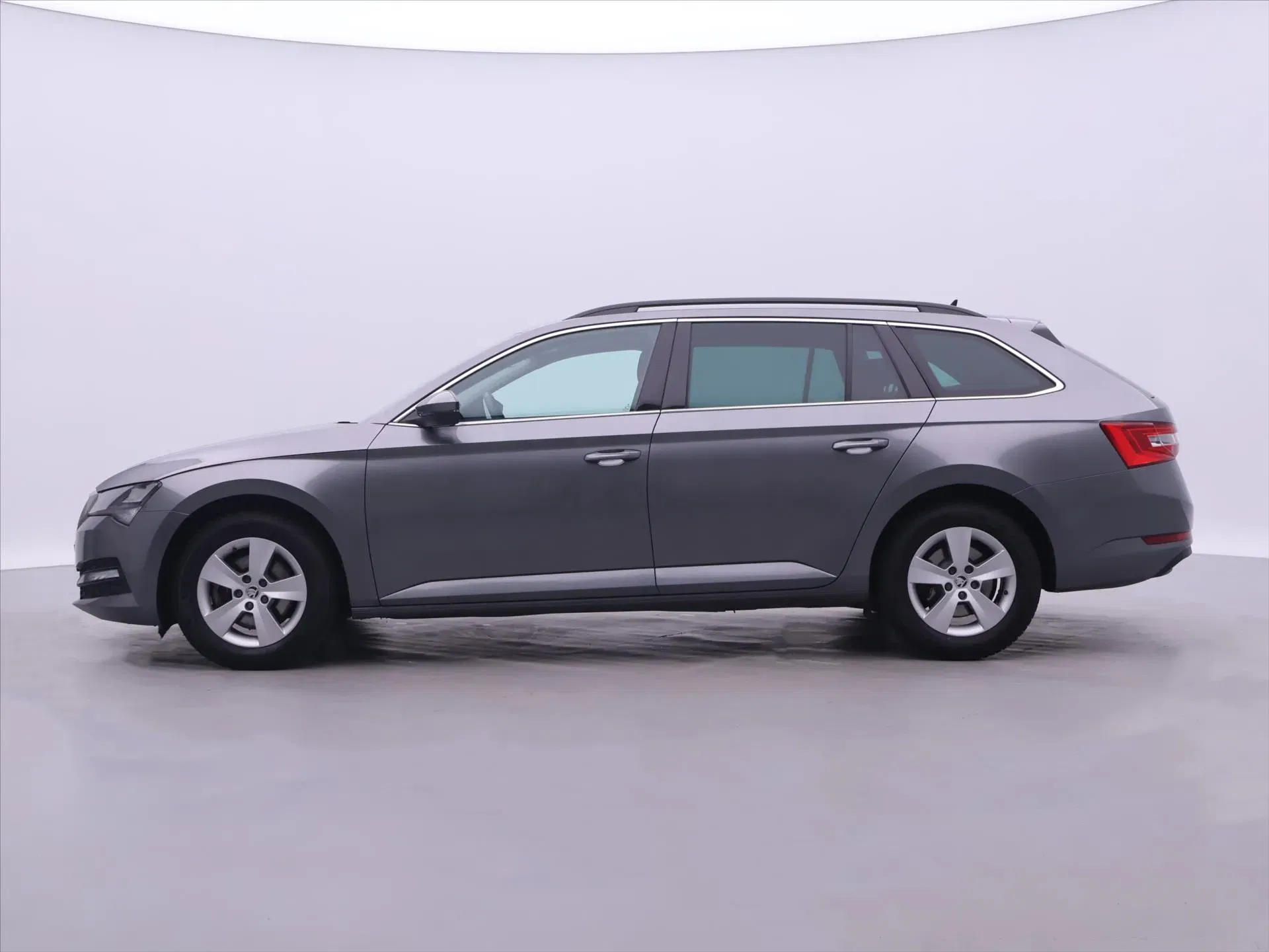 Škoda Superb - Náhled 4