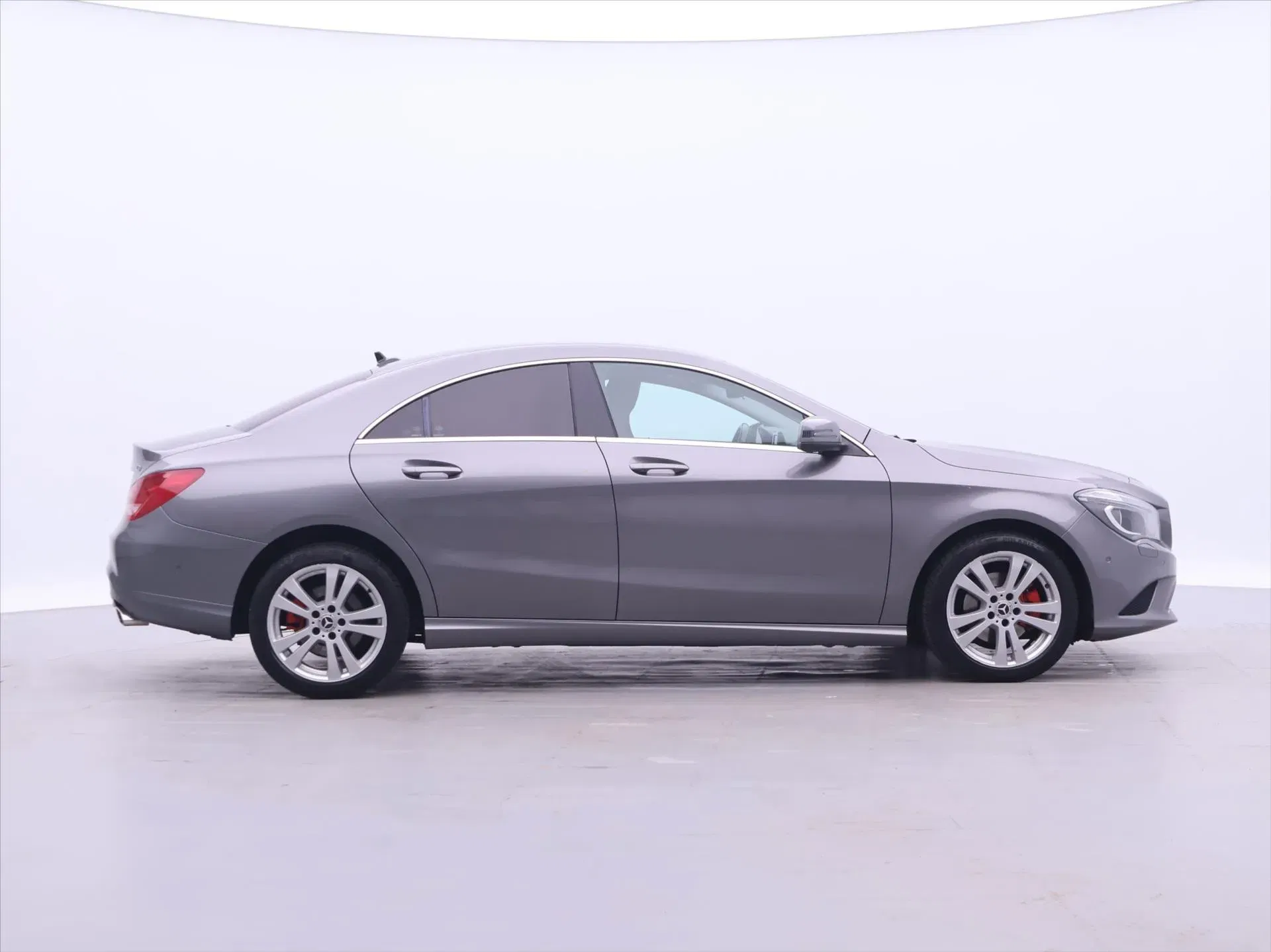 Mercedes-Benz CLA - Náhled 8