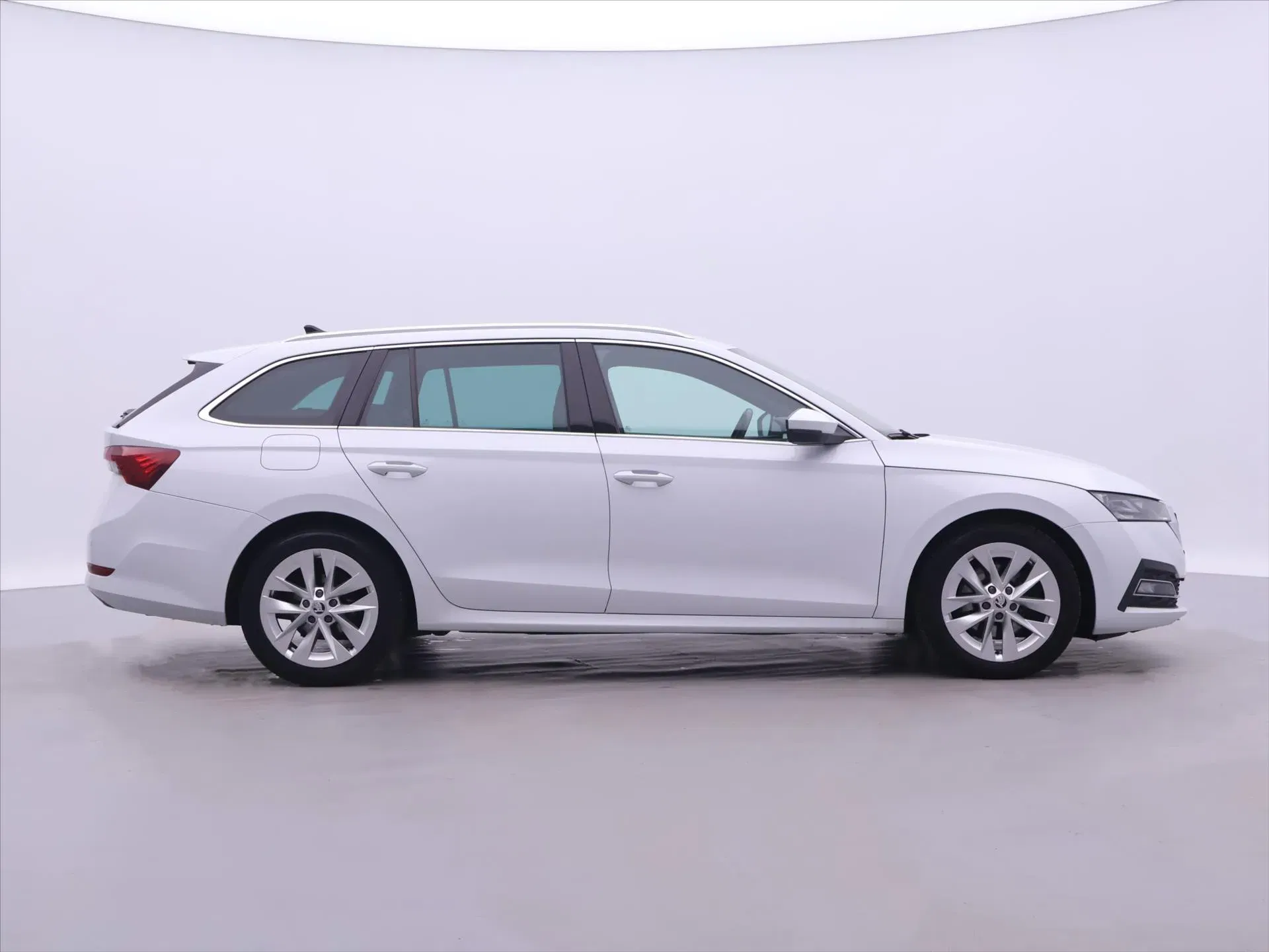 Škoda Octavia - Náhled 8