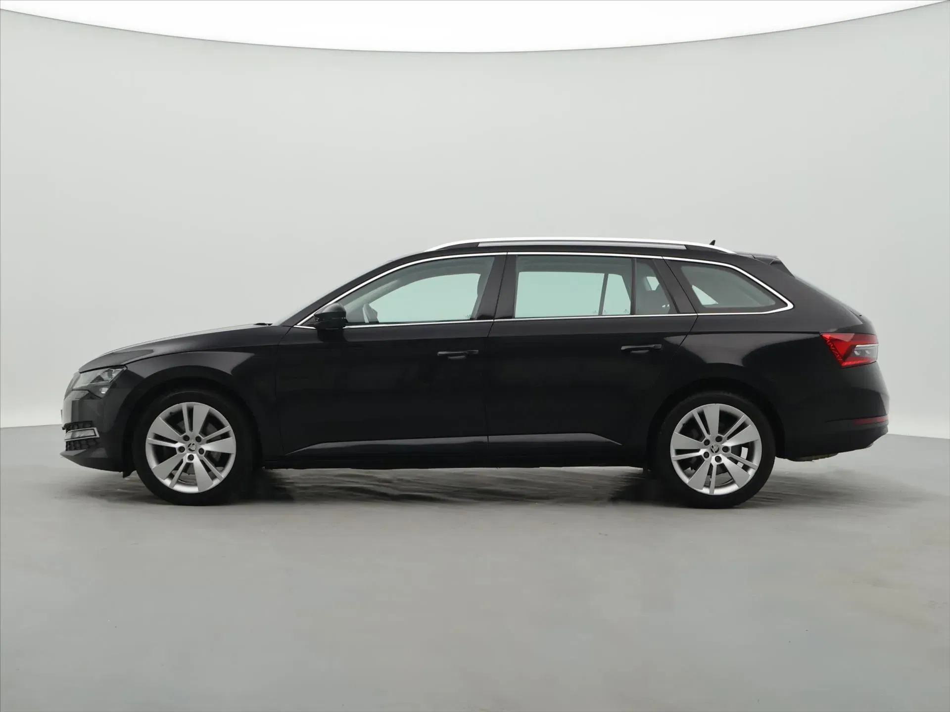 Škoda Superb - Náhled 4