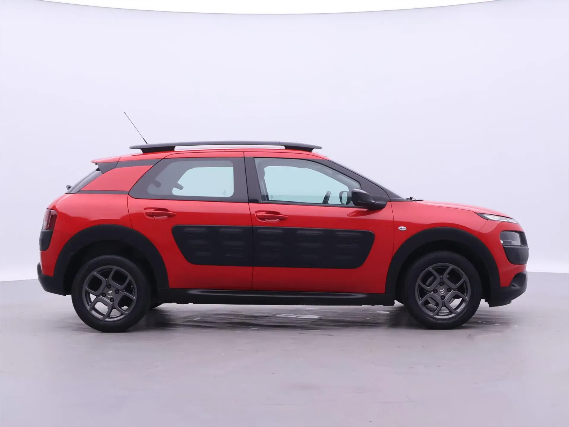Citroën C4 Cactus - Náhled 7