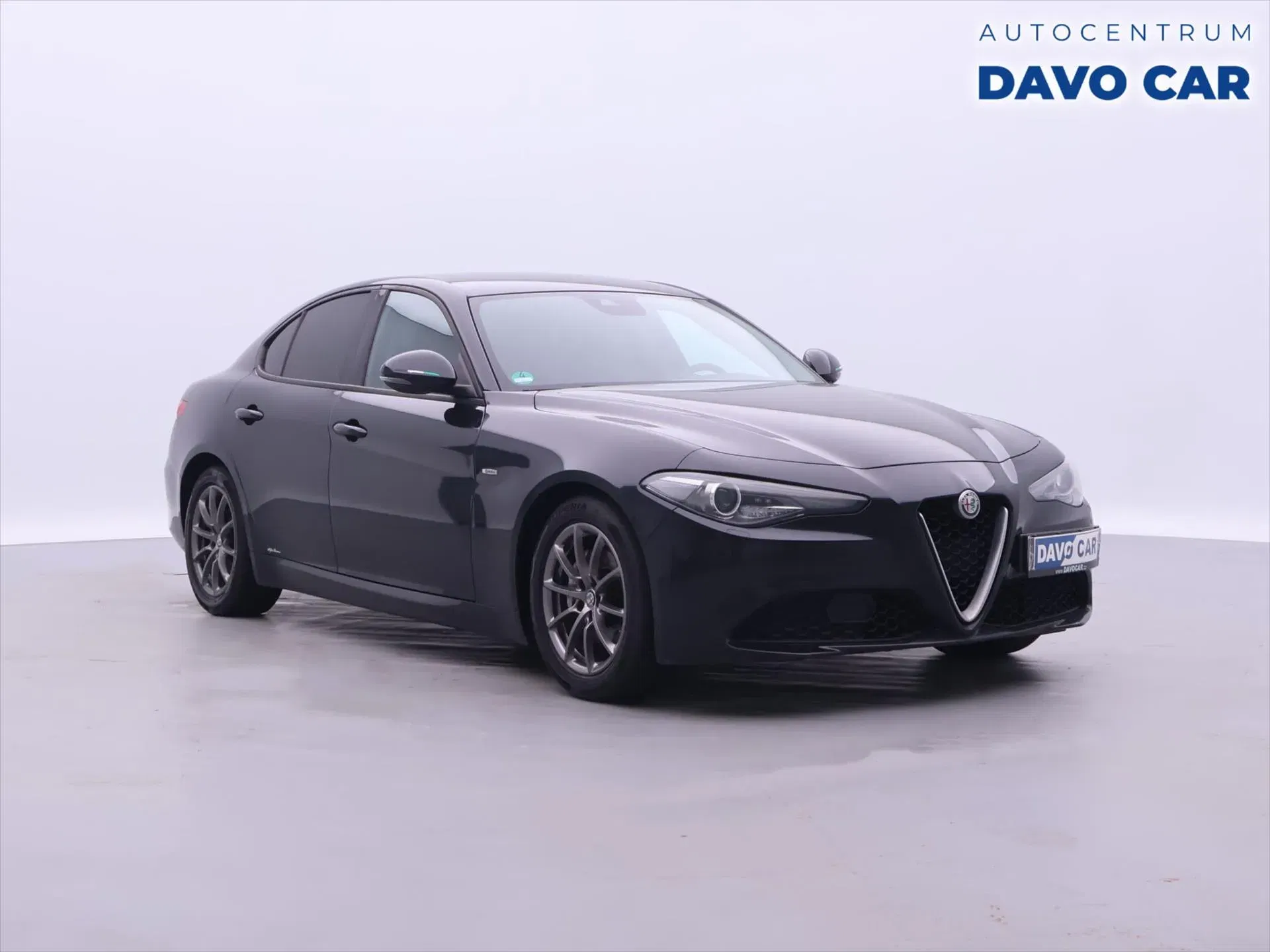 Alfa Romeo Giulia - Obrázek 1