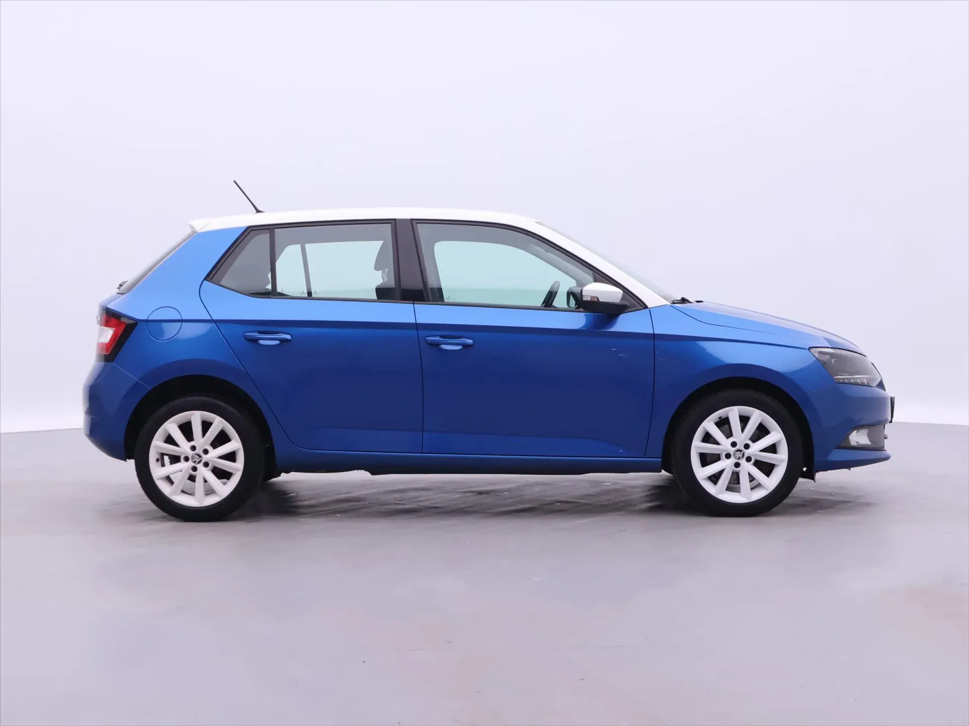 Škoda Fabia - Náhled 8
