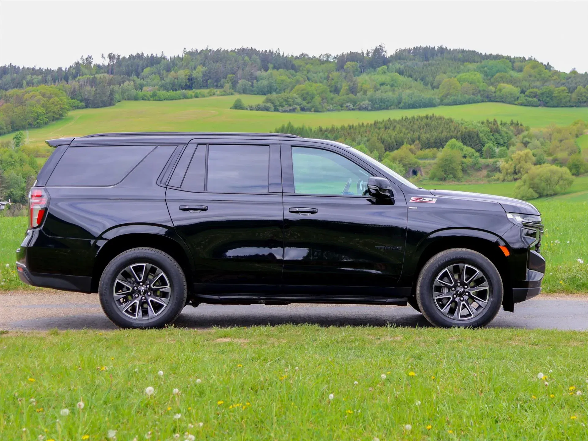 Chevrolet Tahoe - Náhled 8