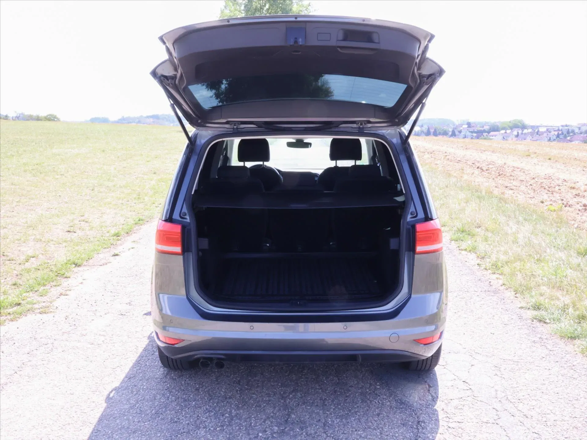 Volkswagen Touran - Náhled 8