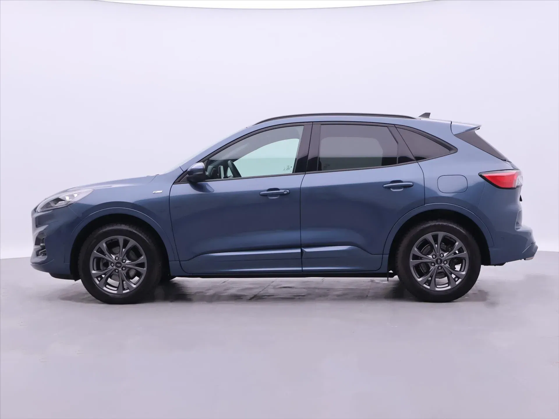 Ford Kuga - Náhled 4