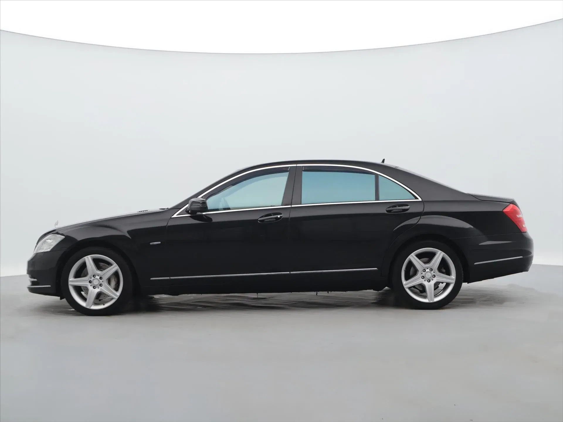 Mercedes-Benz Třídy S - Náhled 4