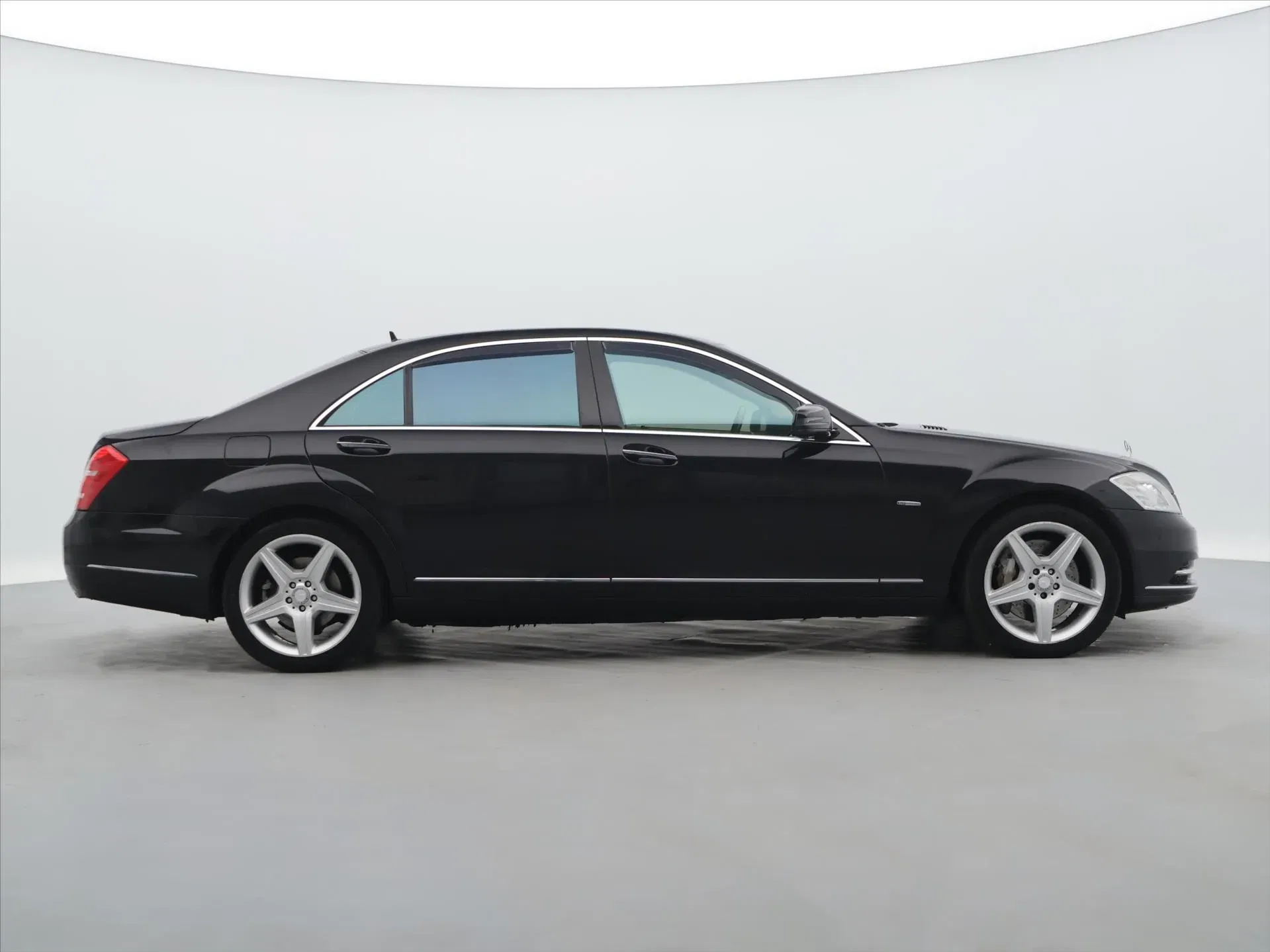 Mercedes-Benz Třídy S - Náhled 8