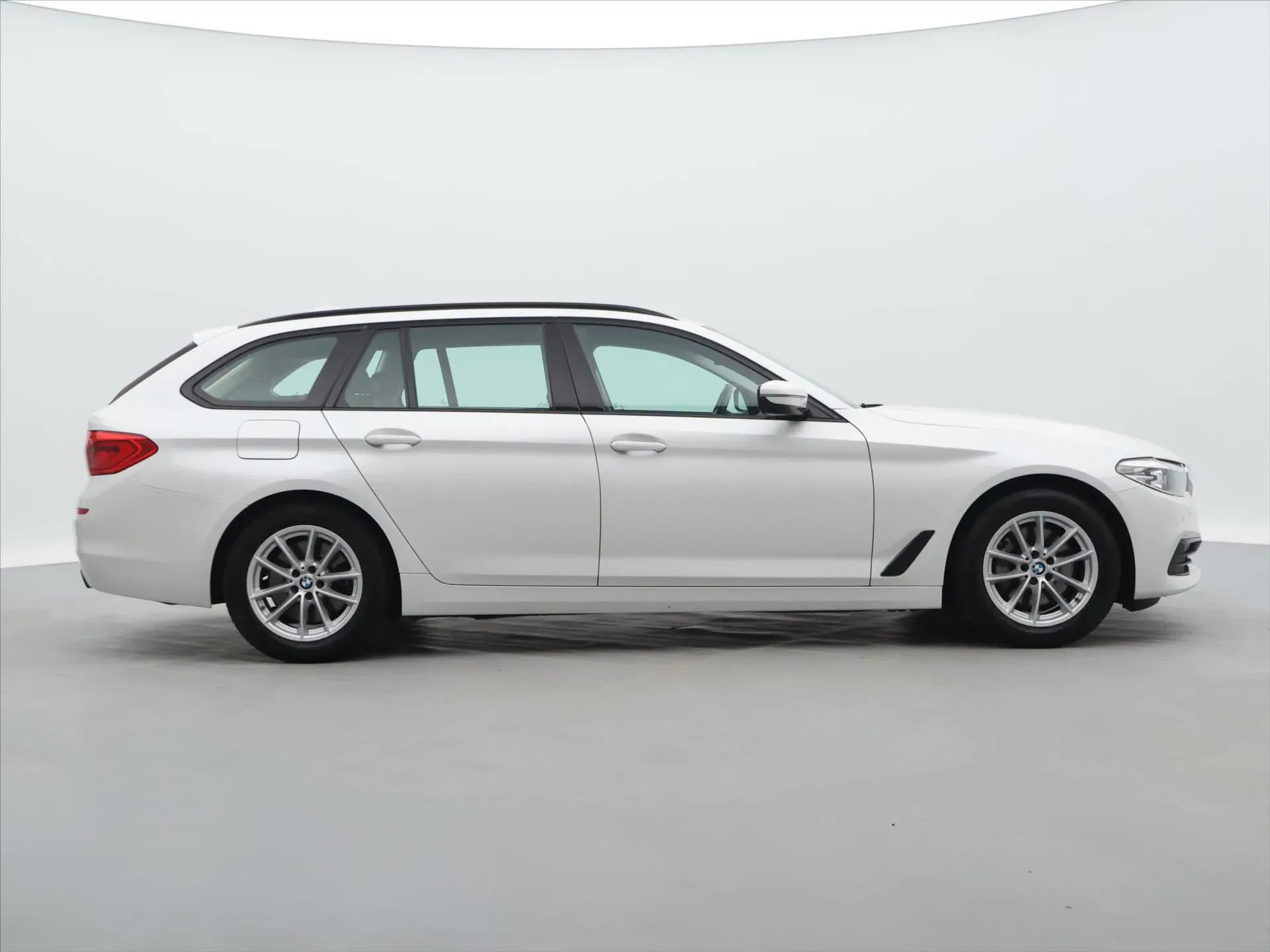 BMW Řada 5 - Náhled 8