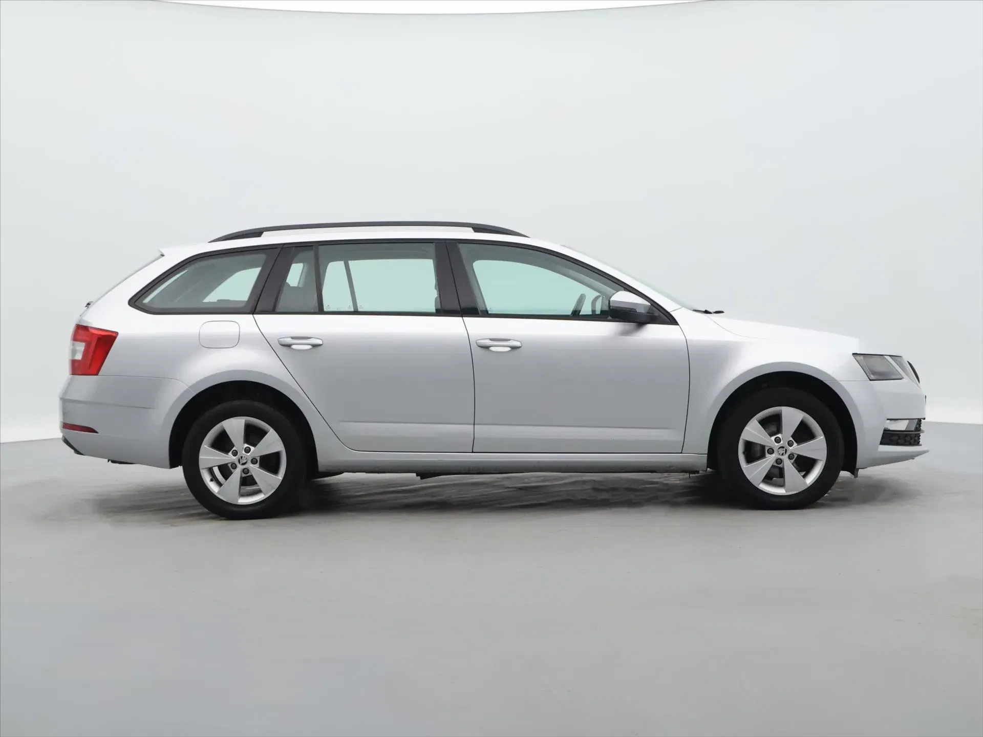 Škoda Octavia - Náhled 8