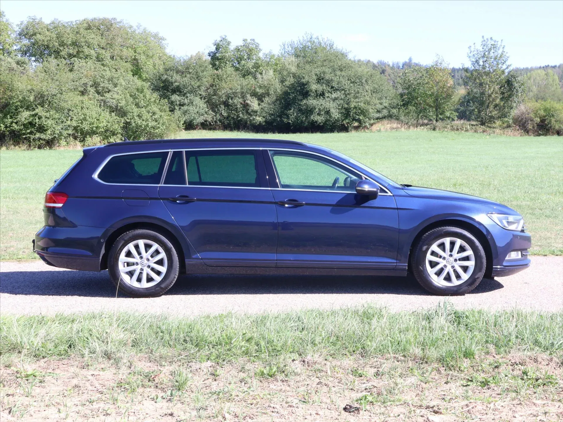 Volkswagen Passat - Náhled 8