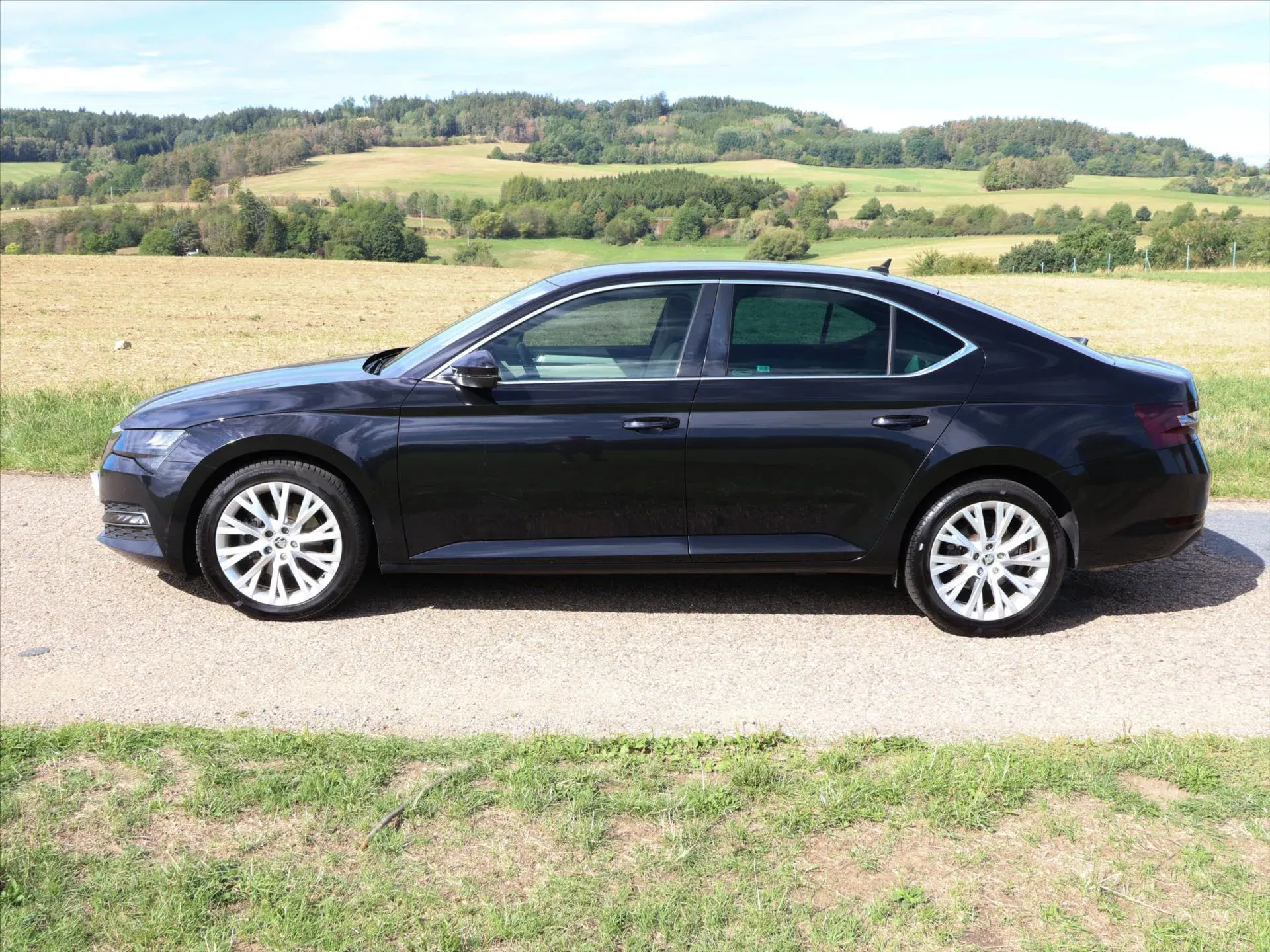 Škoda Superb - Náhled 4