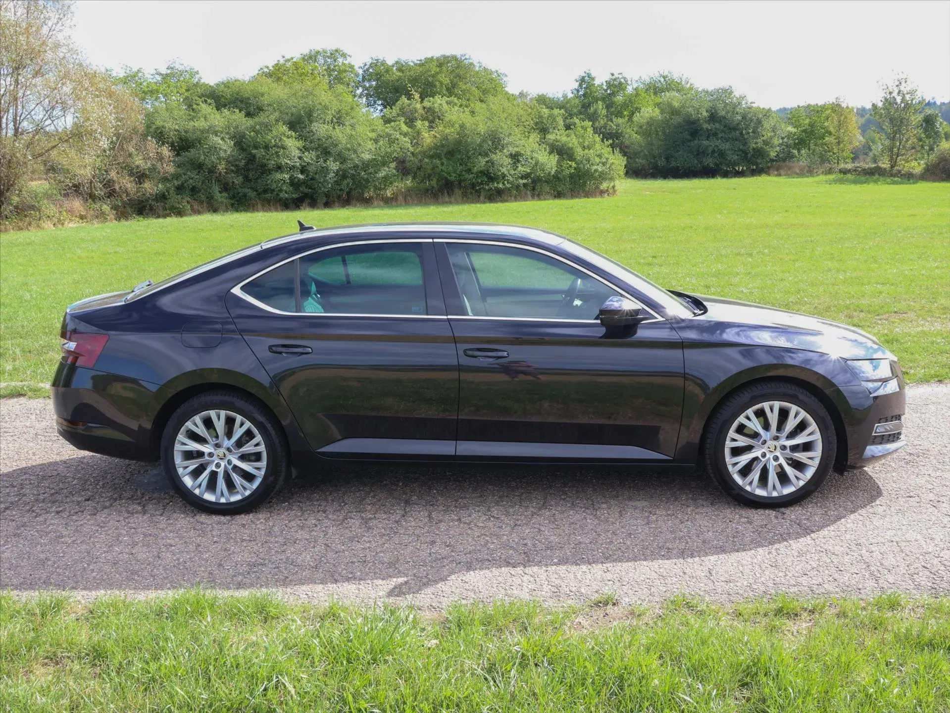 Škoda Superb - Náhled 8