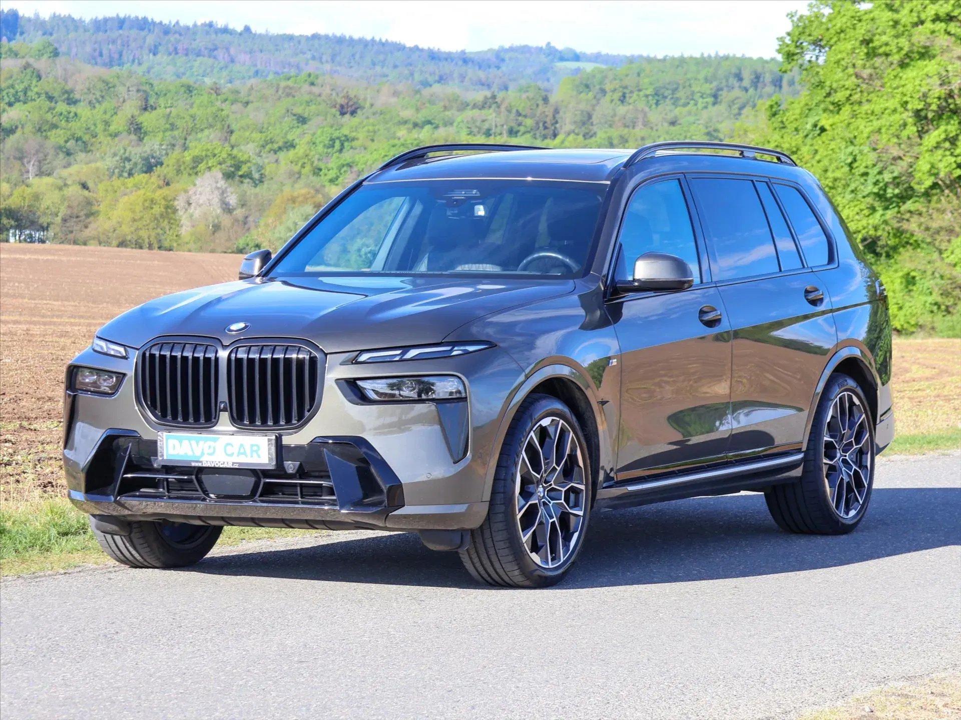 BMW X7 - Náhled 3