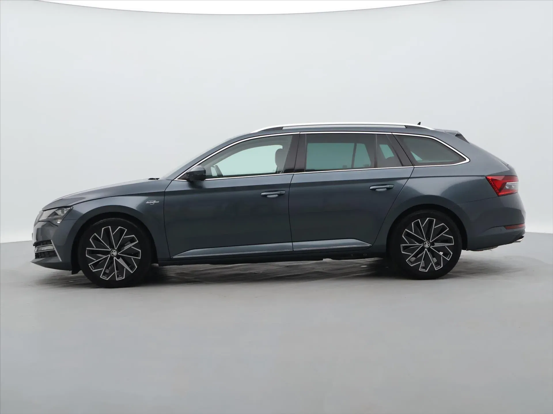 Škoda Superb - Náhled 4