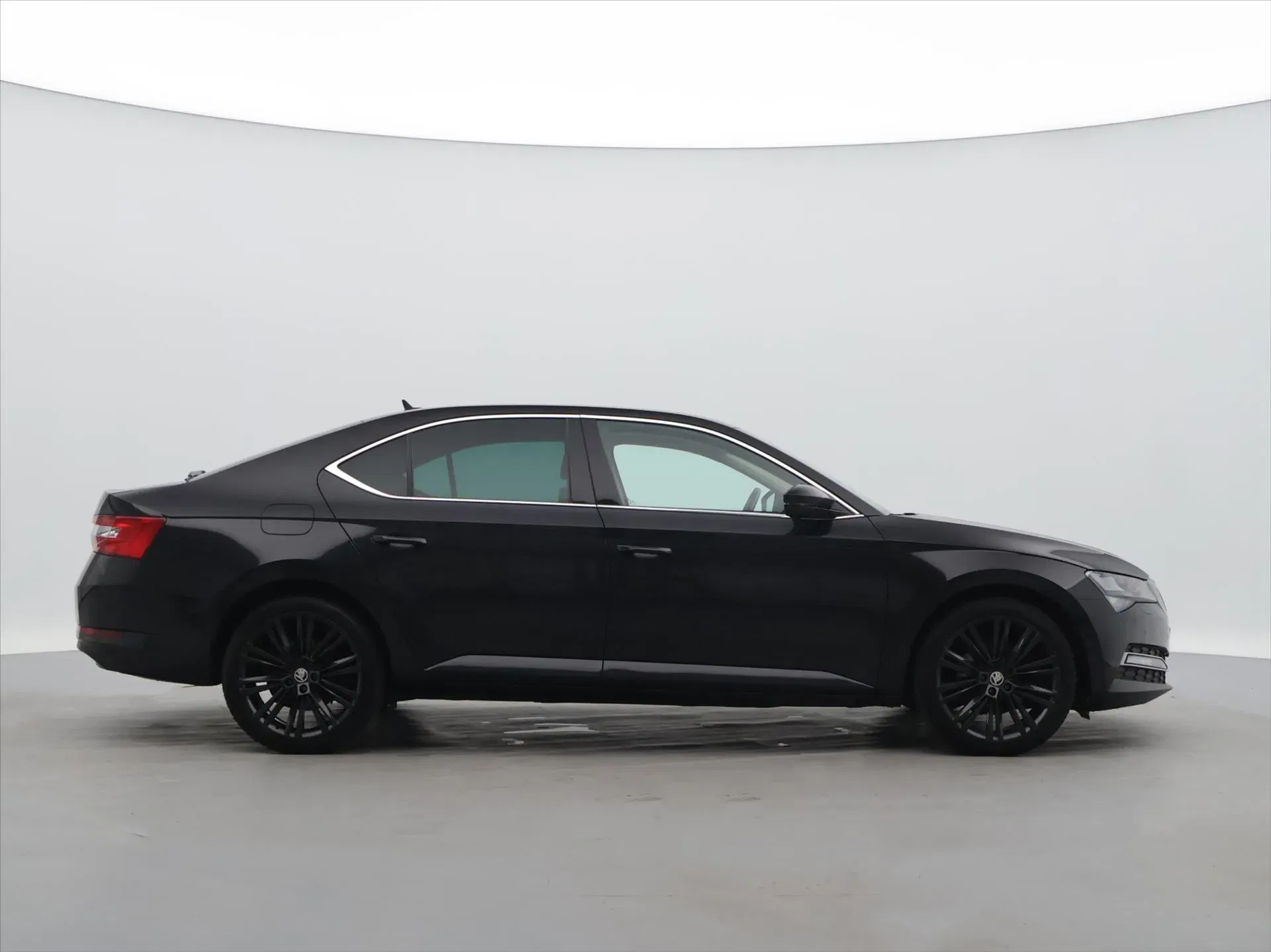 Škoda Superb - Náhled 8