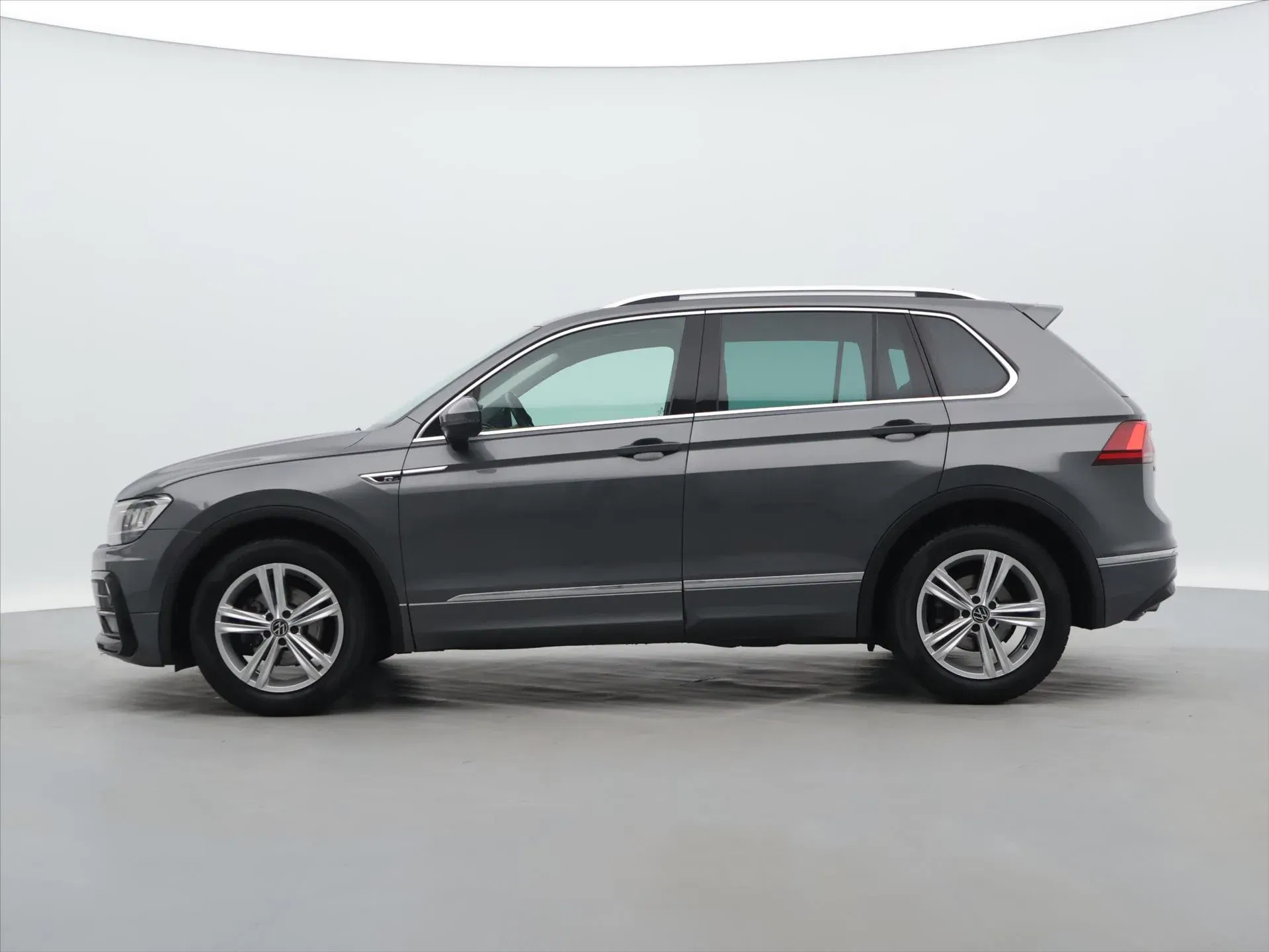 Volkswagen Tiguan - Náhled 4