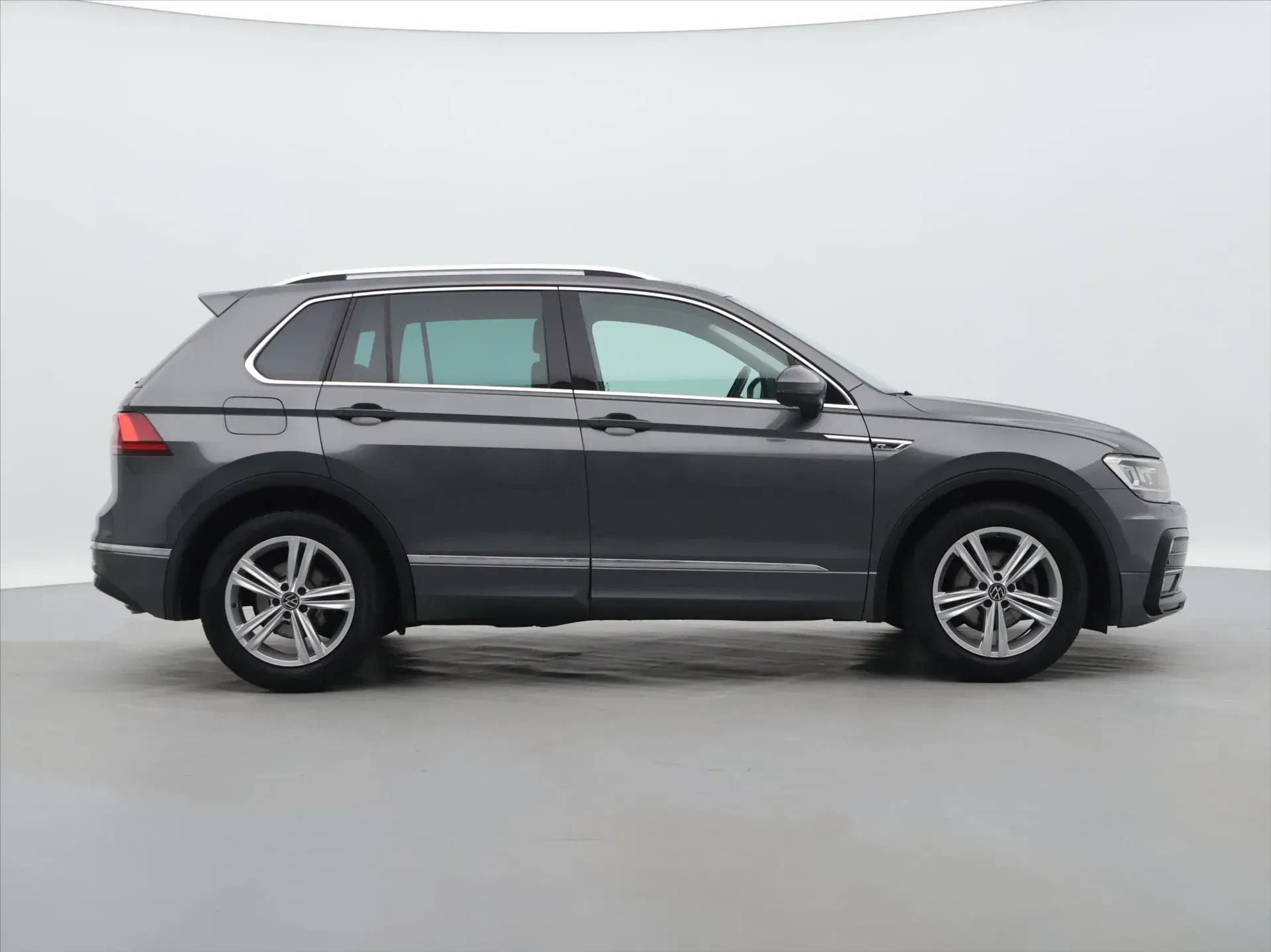 Volkswagen Tiguan - Náhled 8