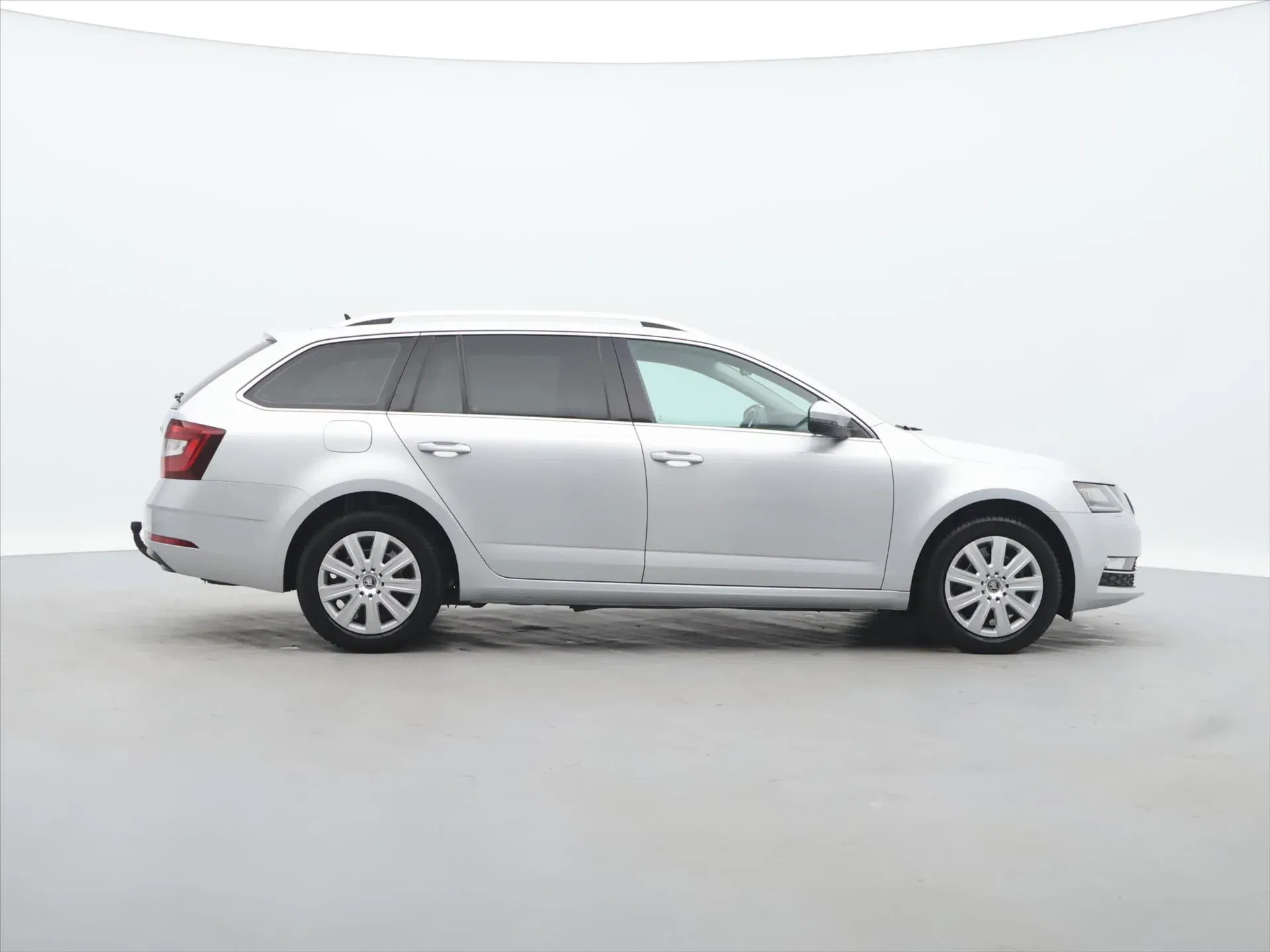 Škoda Octavia - Náhled 8