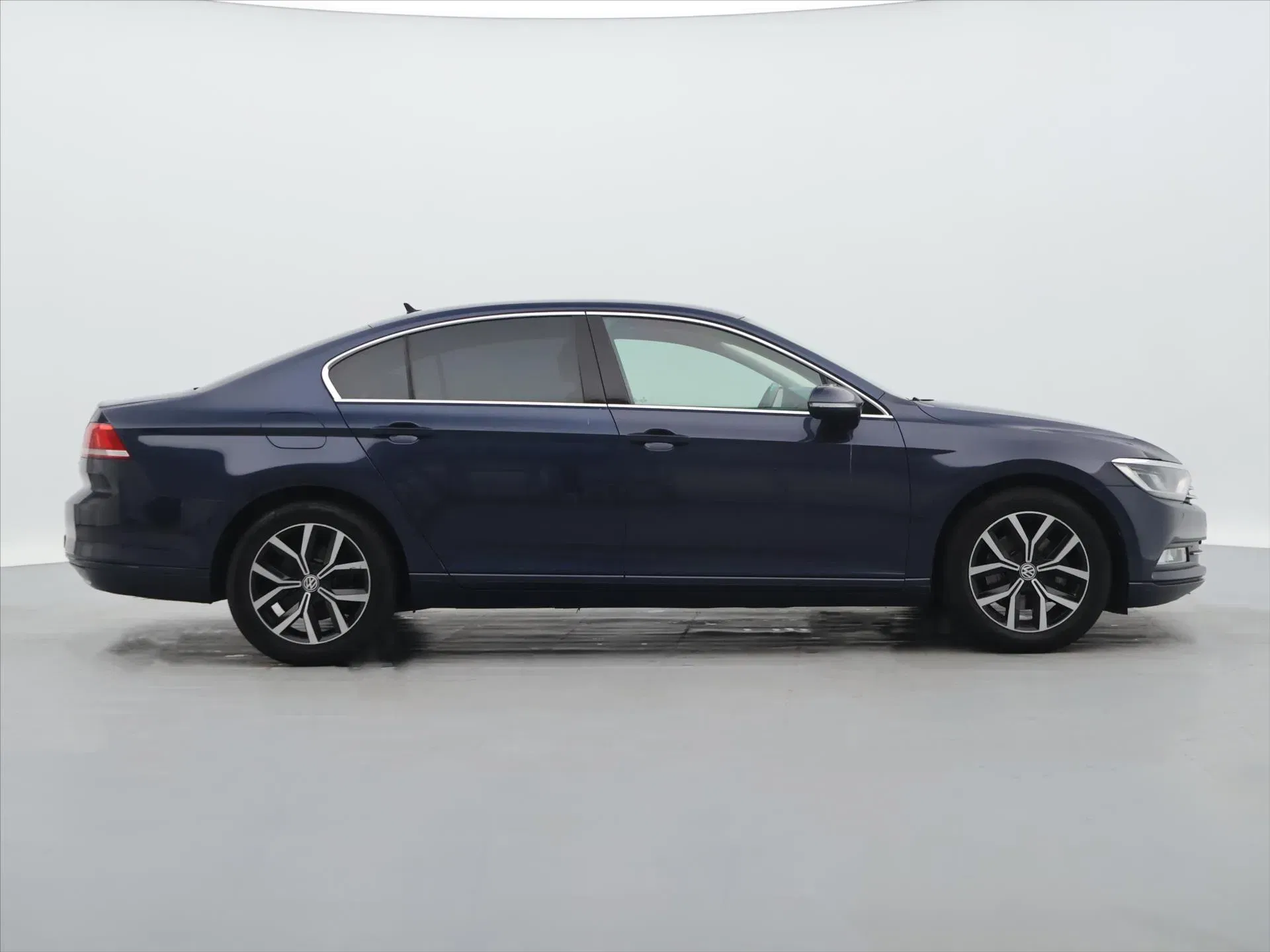 Volkswagen Passat - Náhled 8