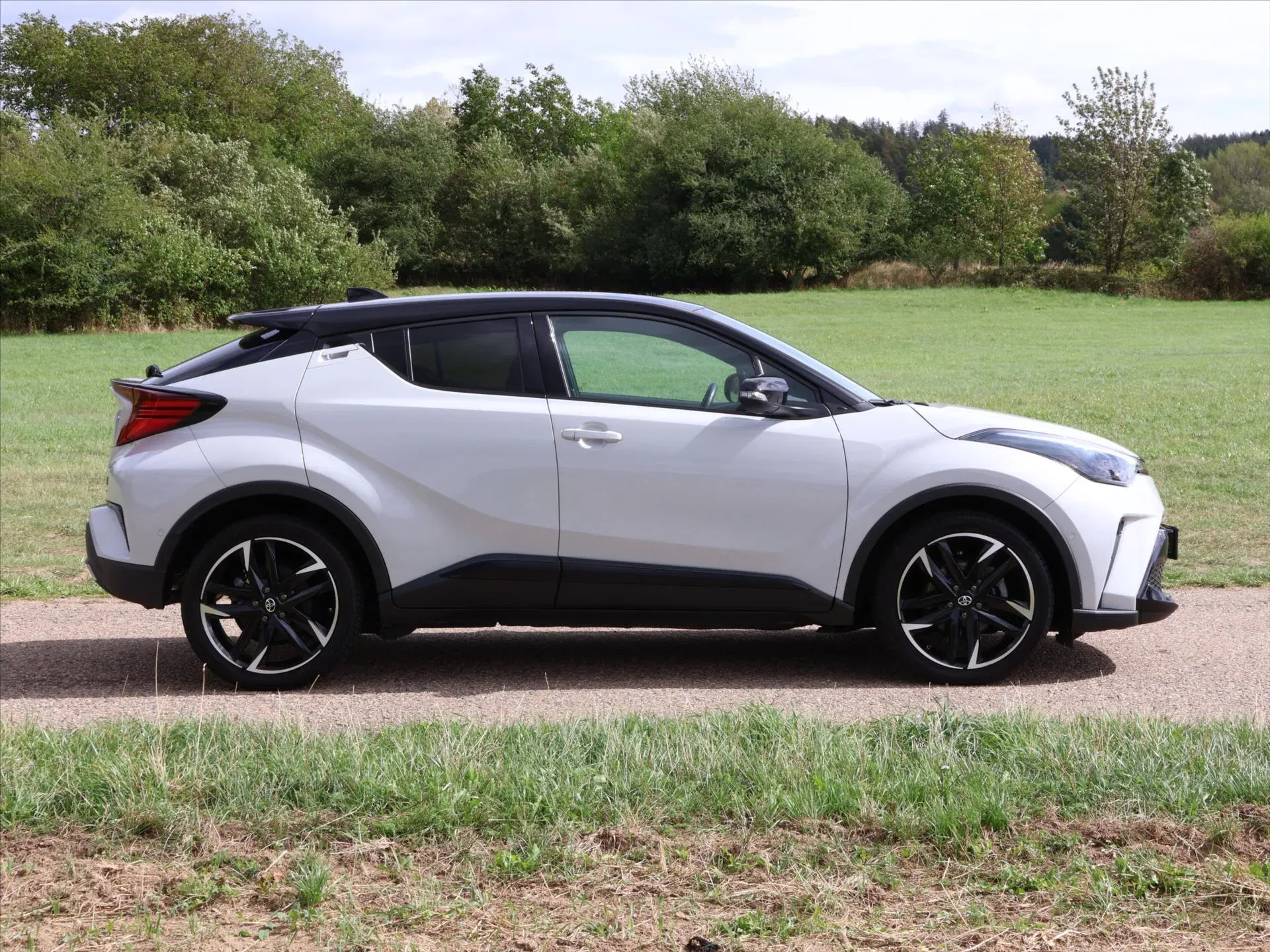 Toyota C-HR - Náhled 8