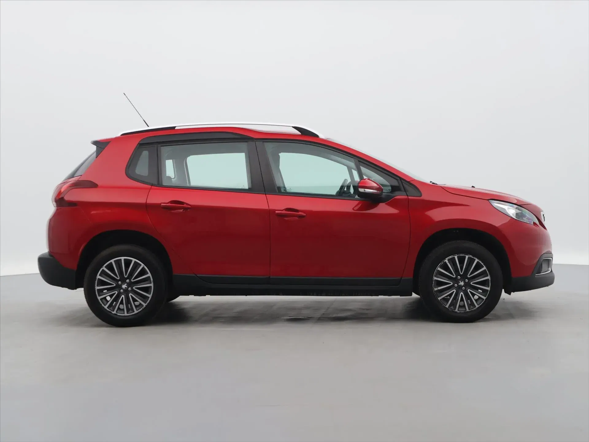 Peugeot 2008 - Náhled 8