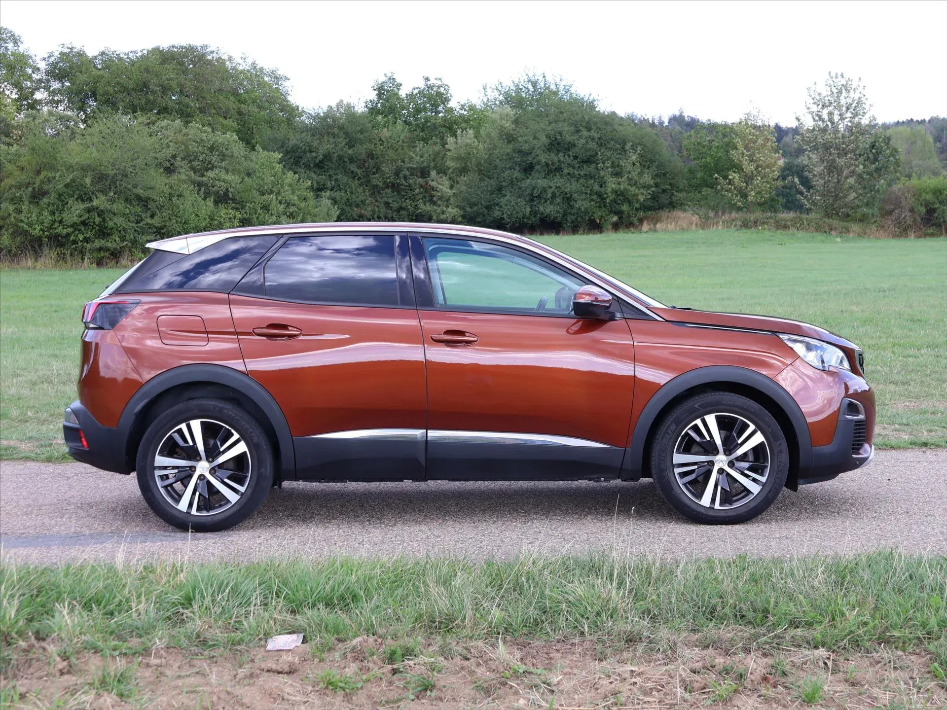 Peugeot 3008 - Náhled 8