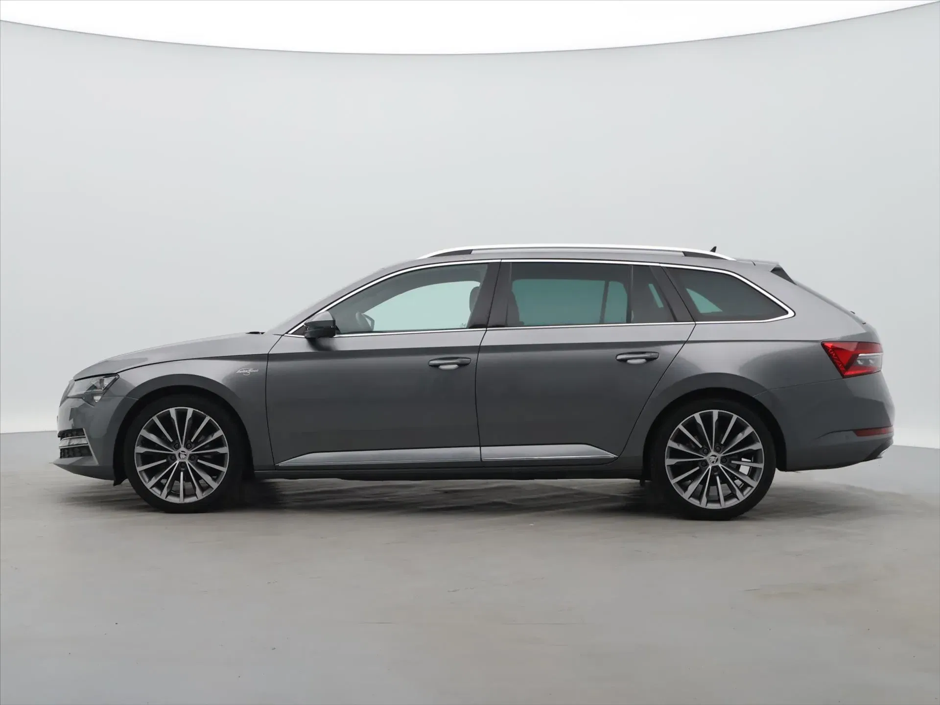 Škoda Superb - Náhled 4