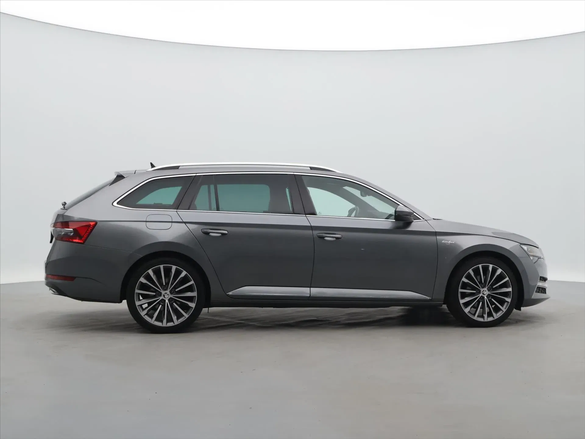 Škoda Superb - Náhled 8