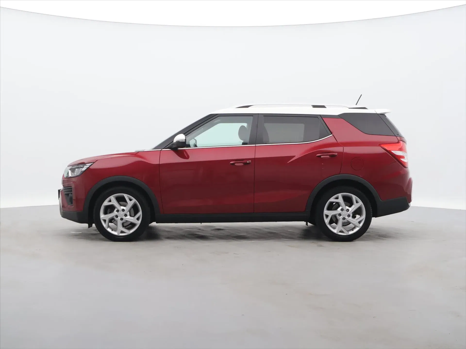 SsangYong Tivoli - Náhled 4