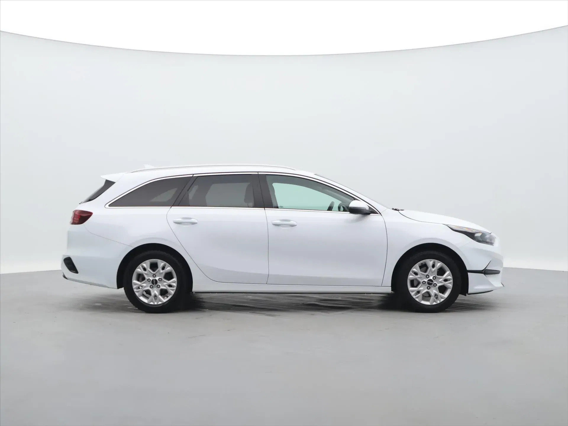 Kia Ceed - Náhled 8
