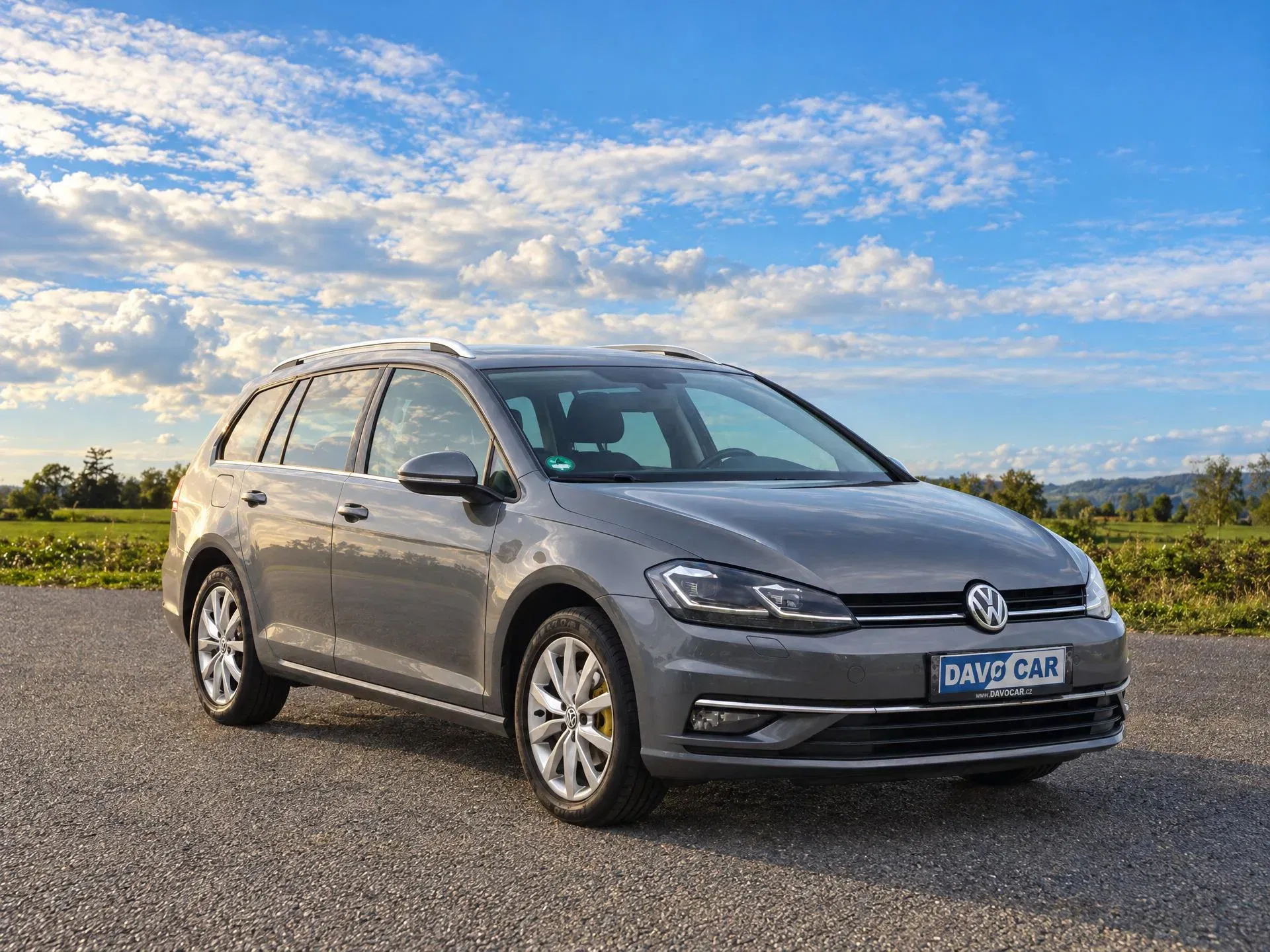 Volkswagen Golf - Obrázek 1