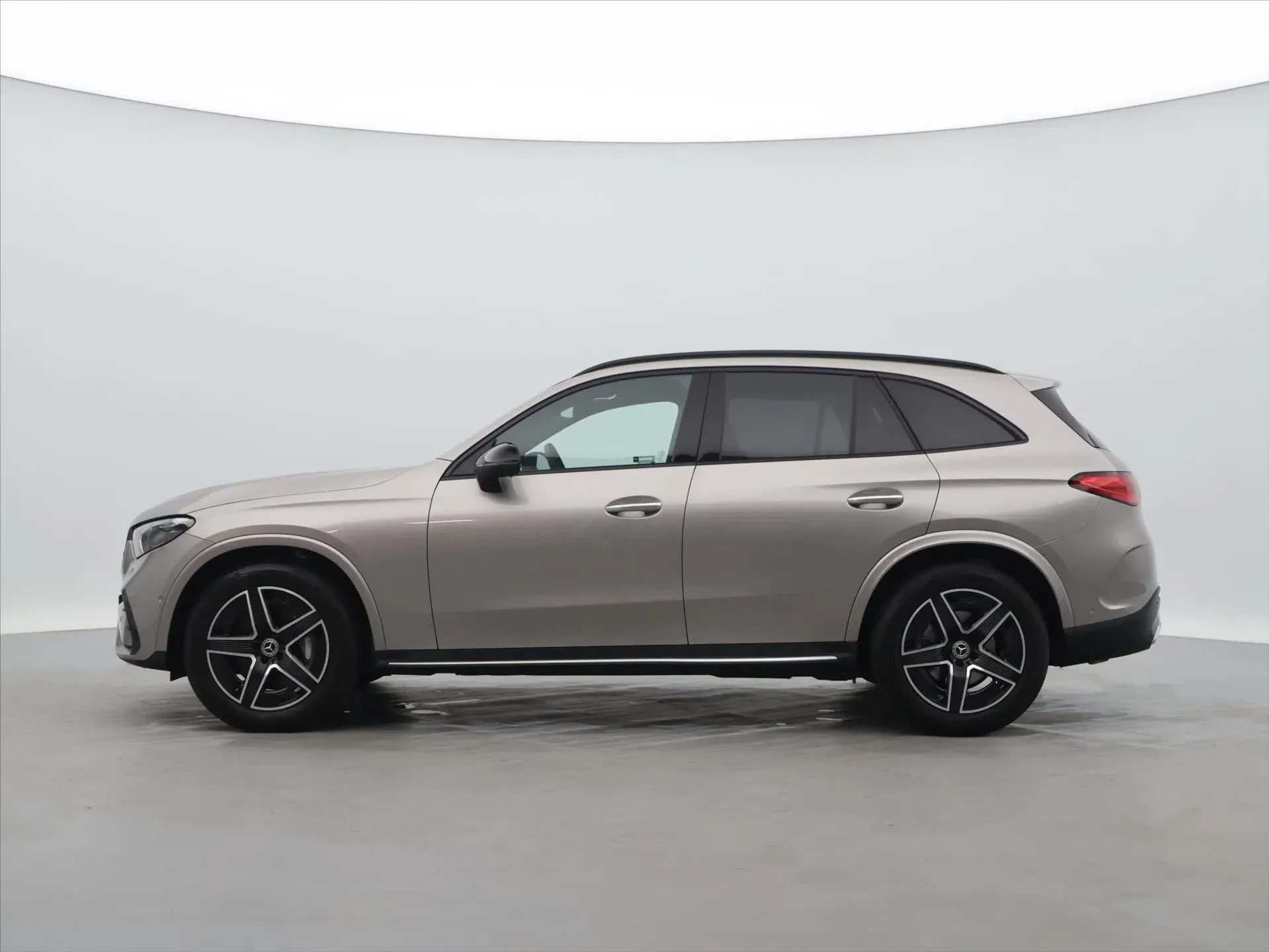 Mercedes-Benz GLC - Náhled 4