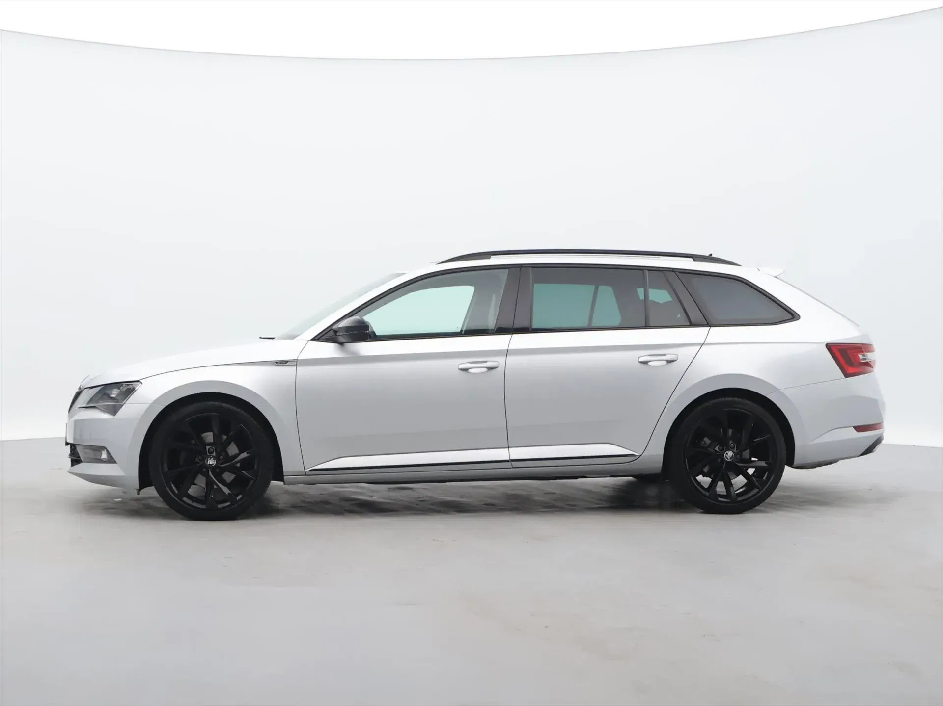 Škoda Superb - Náhled 4