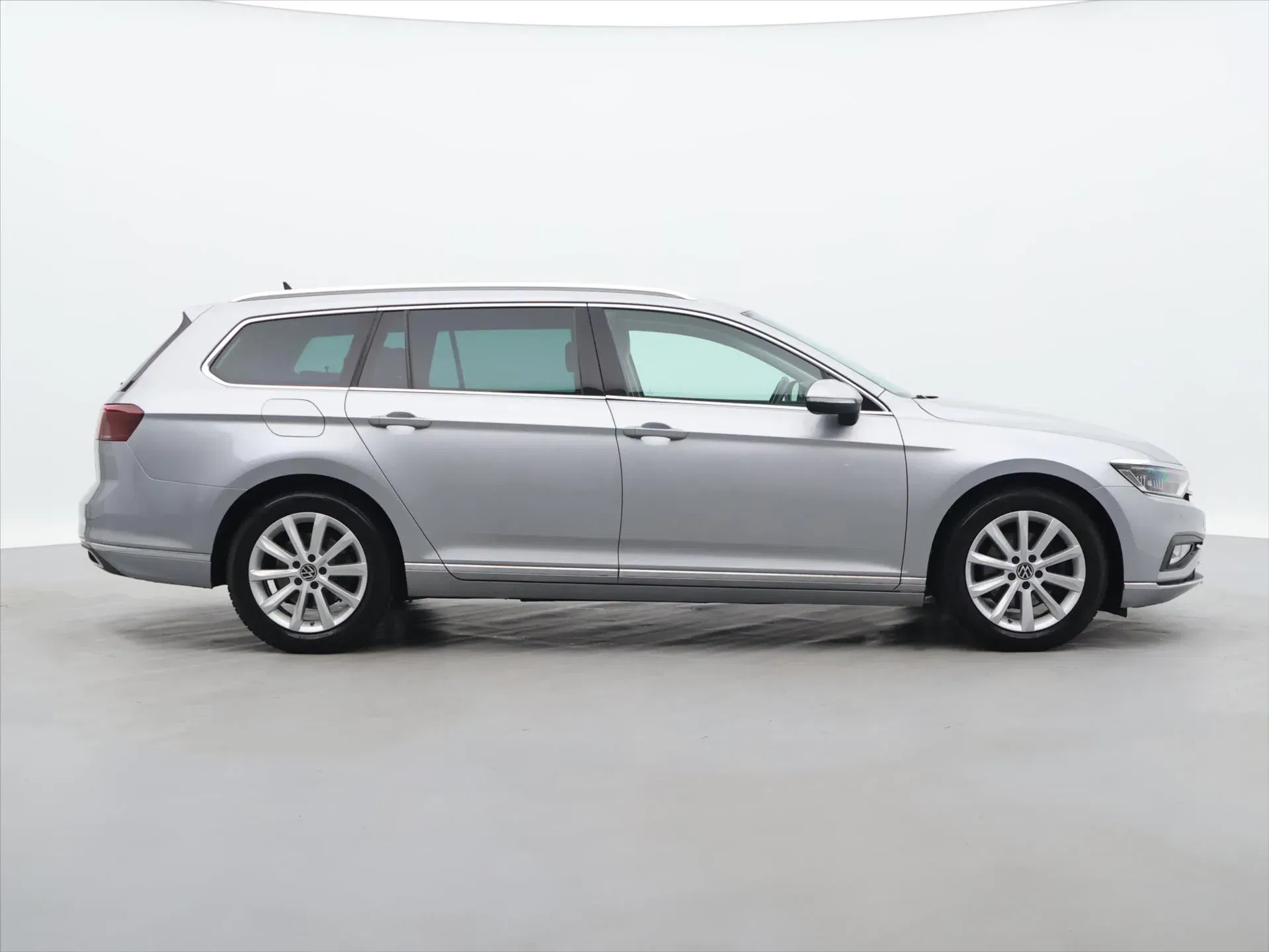 Volkswagen Passat - Náhled 8