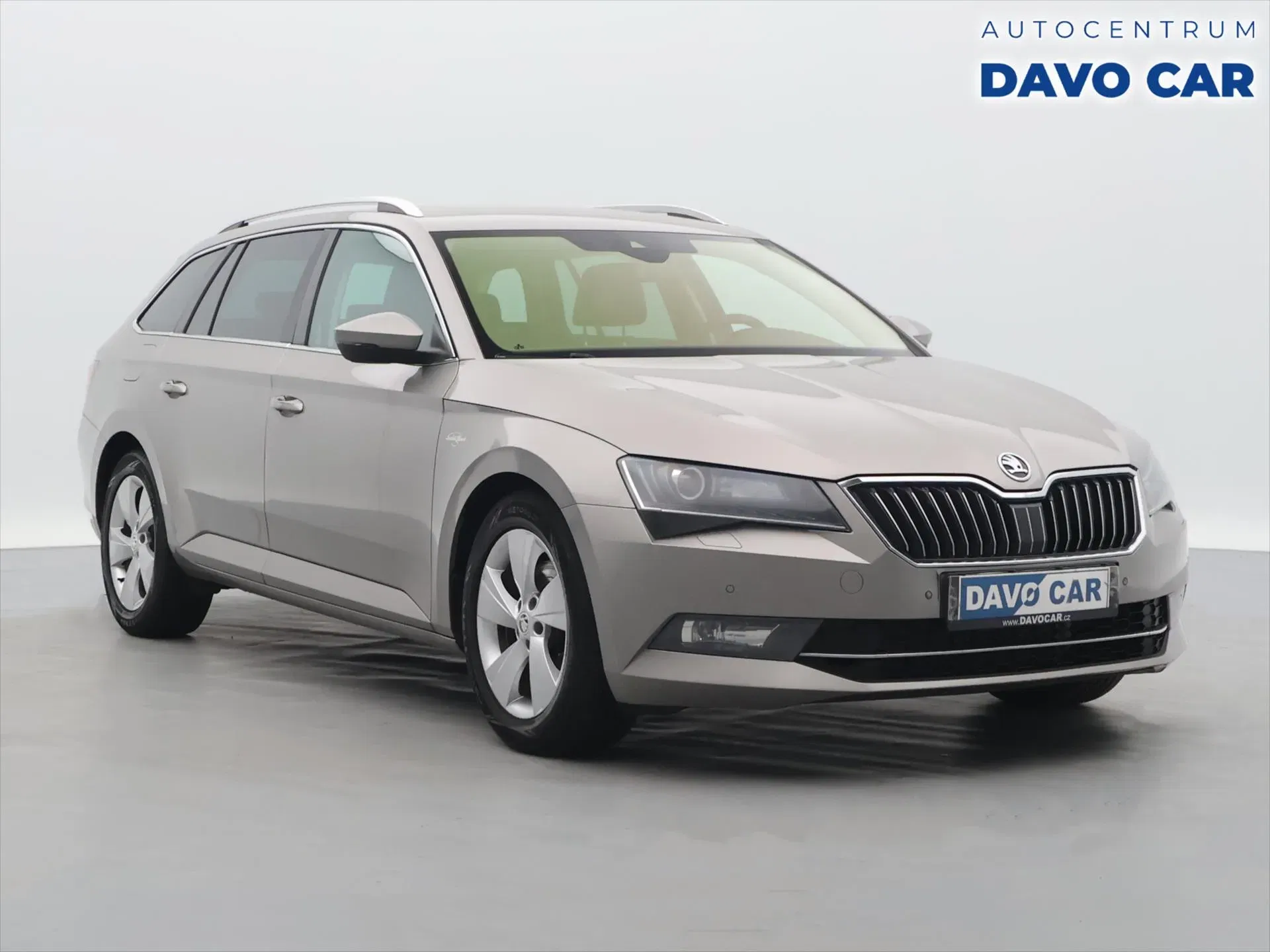 Škoda Superb - Obrázek 1