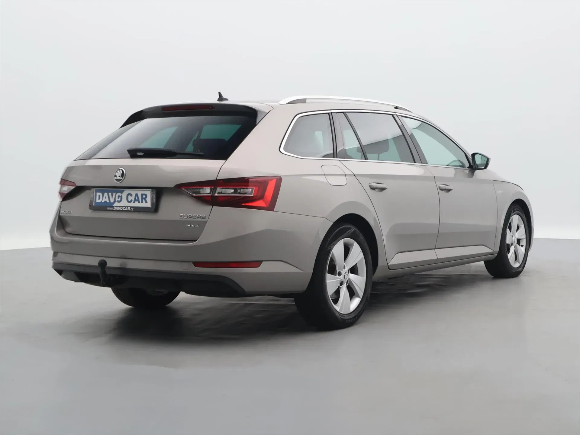 Škoda Superb - Náhled 7