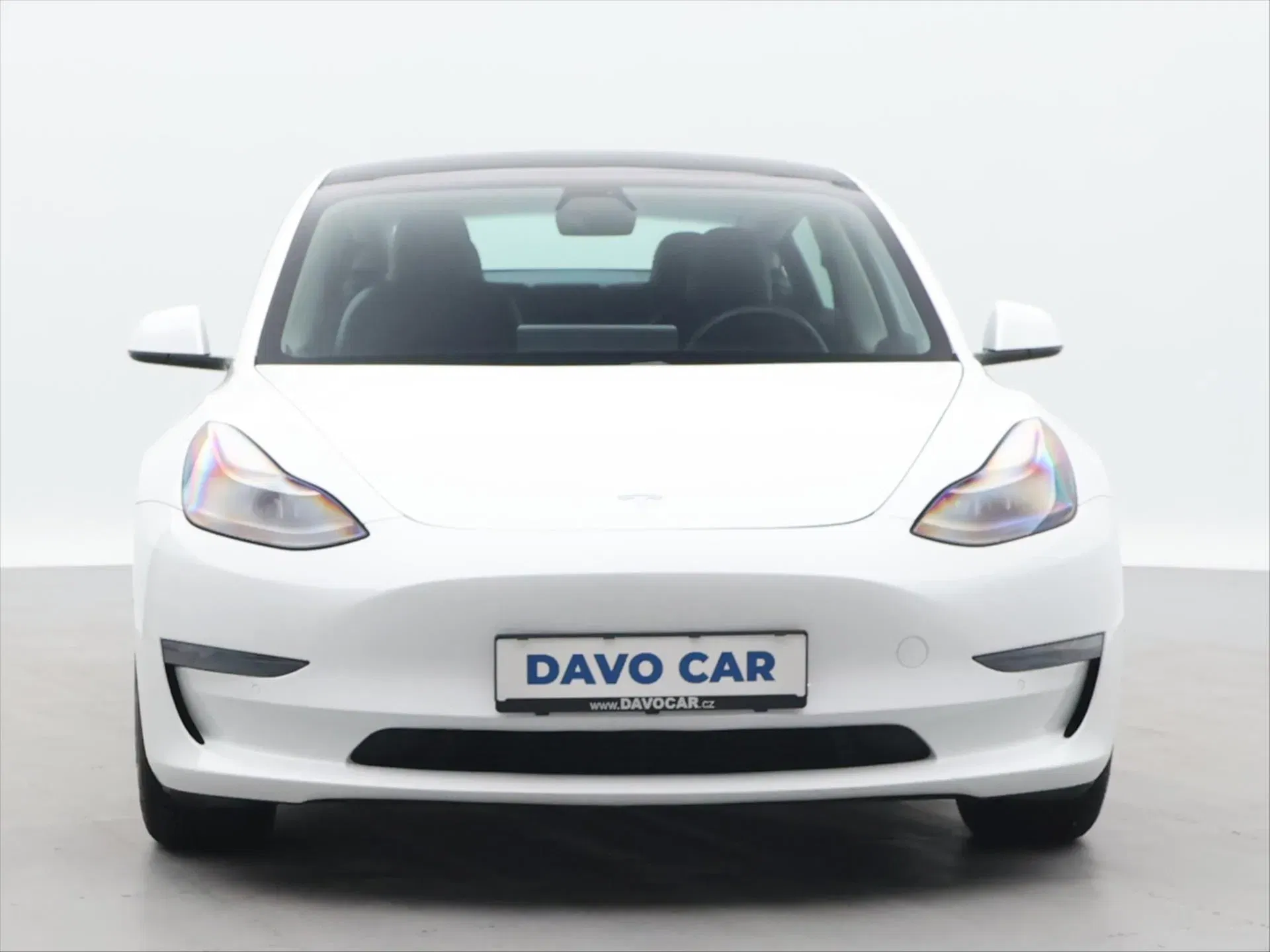 Tesla Model 3 - Náhled 2