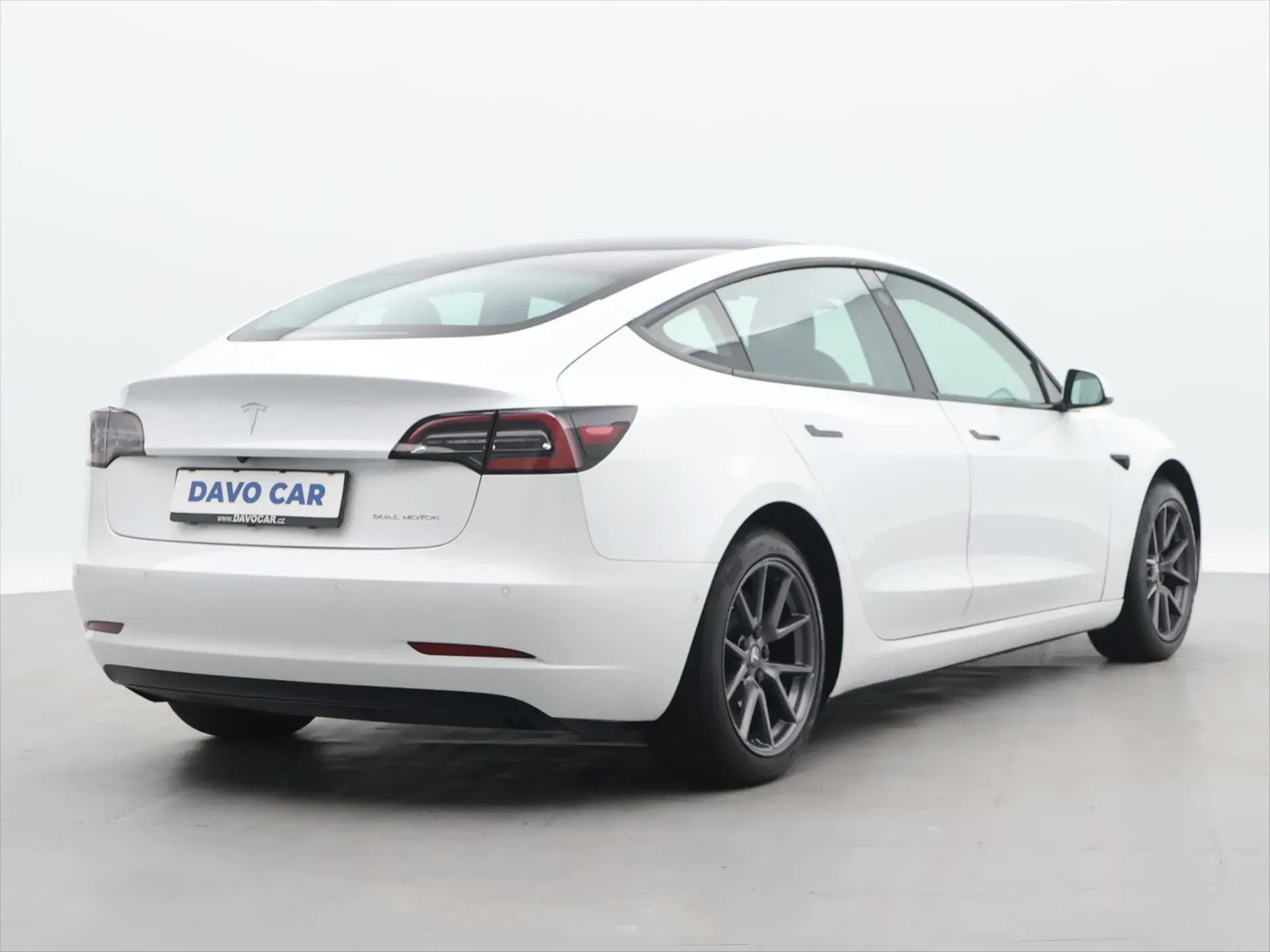 Tesla Model 3 - Náhled 7