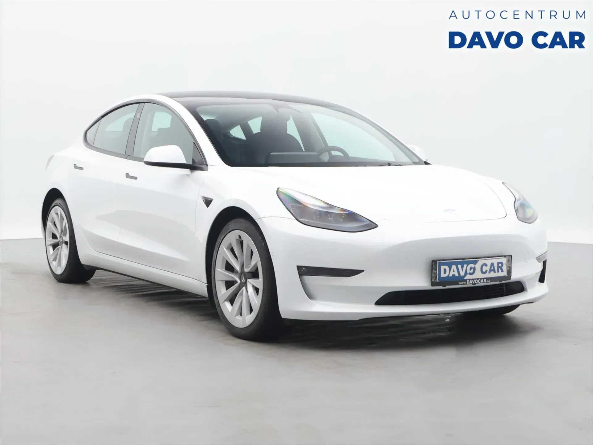 Tesla Model 3 – fotografie 1