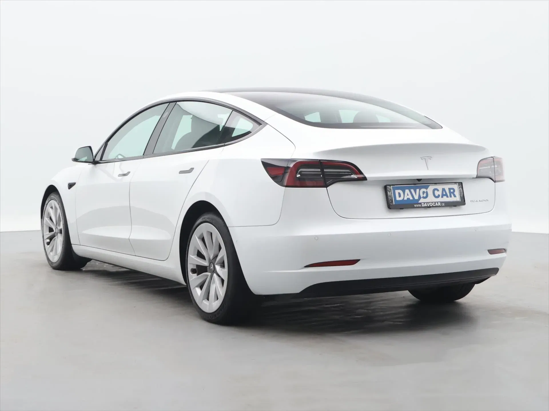 Tesla Model 3 - Náhled 5