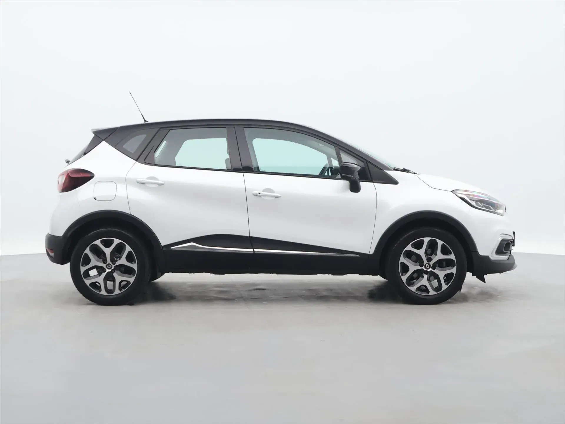 Renault Captur - Náhled 8