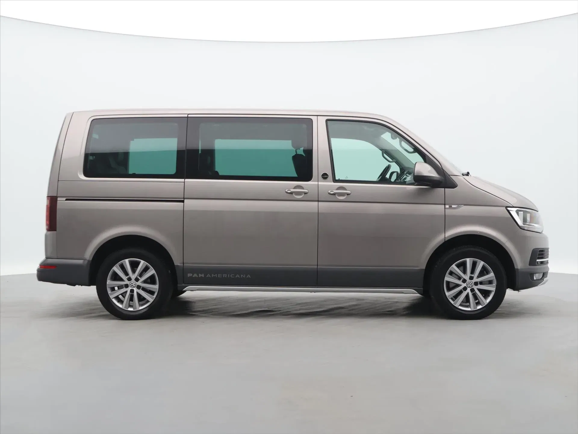 Volkswagen Multivan - Náhled 8