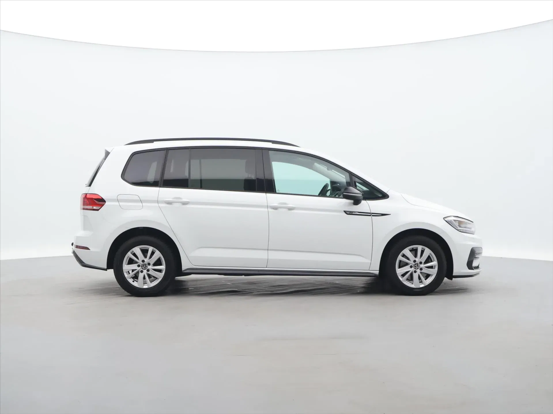Volkswagen Touran - Náhled 8