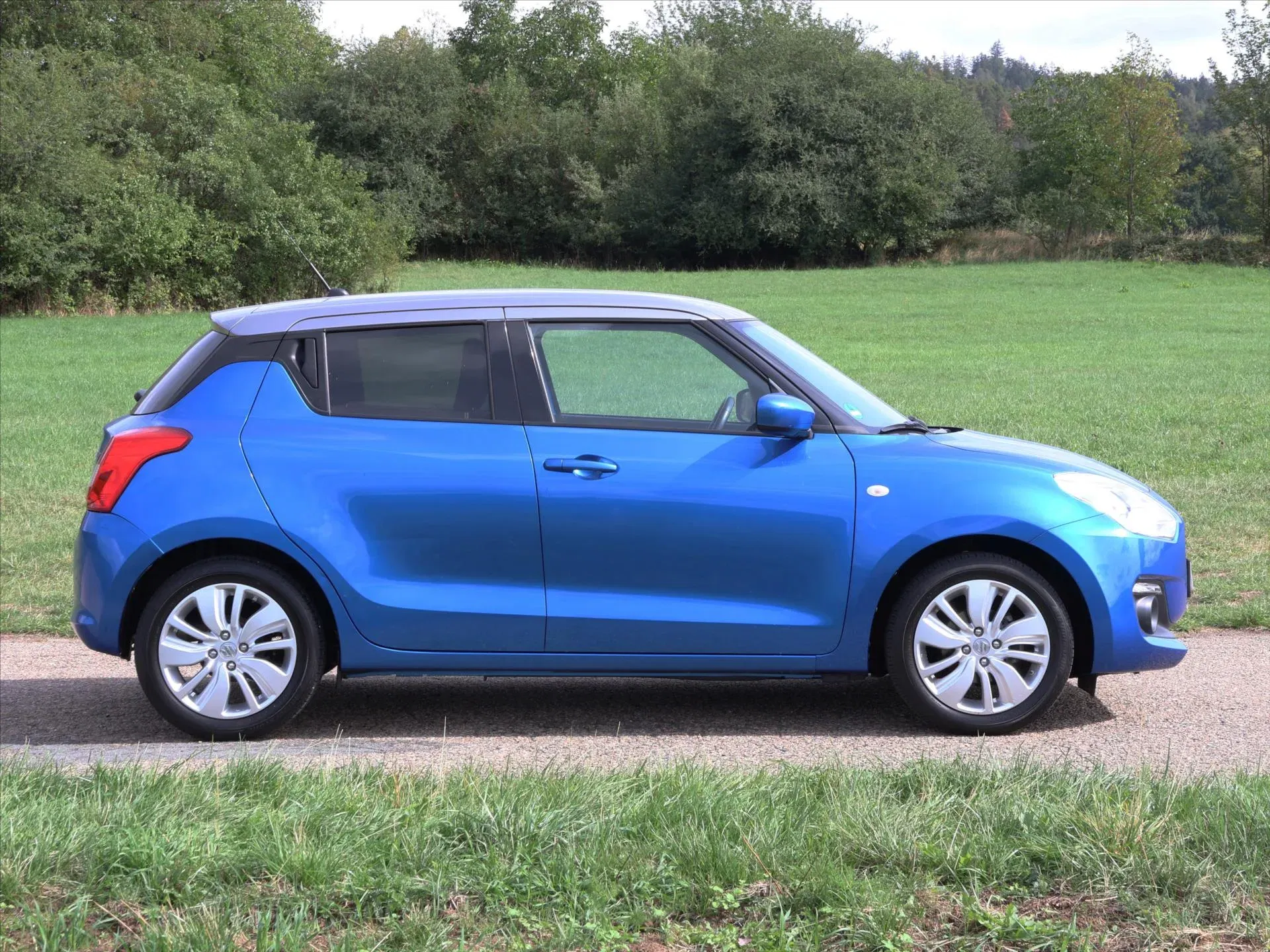 Suzuki Swift - Náhled 8