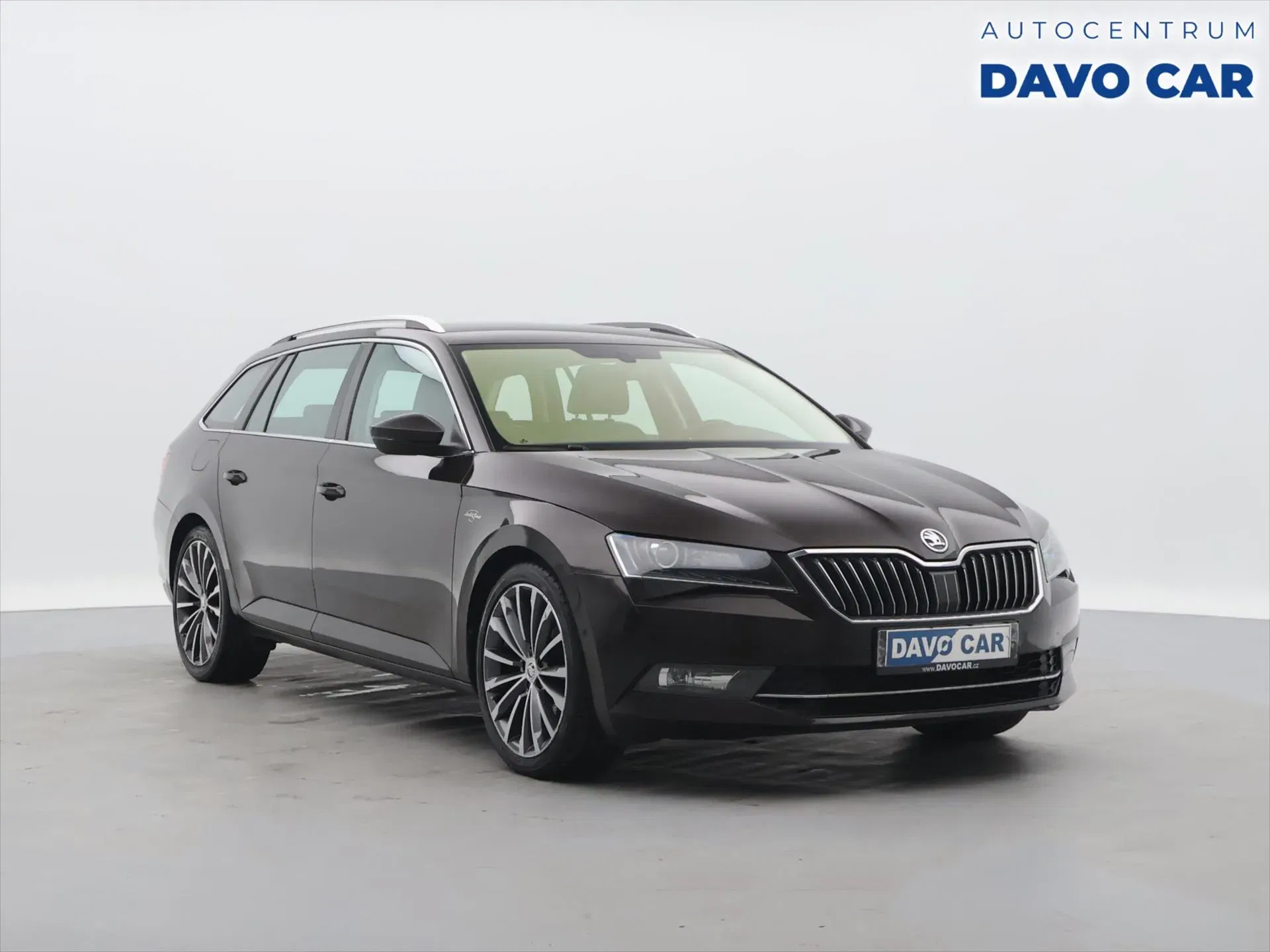 Škoda Superb - Obrázek 1