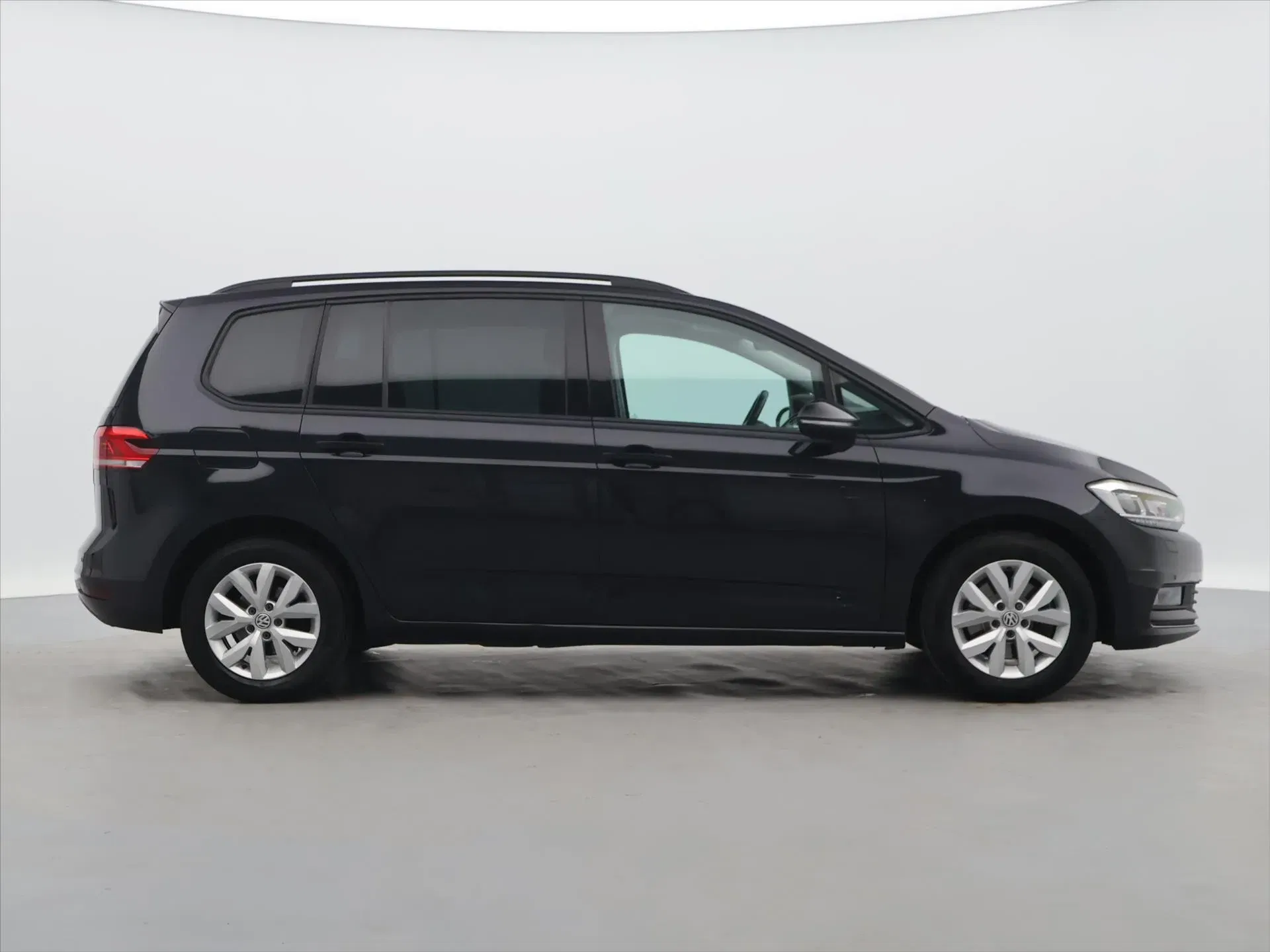 Volkswagen Touran - Náhled 8