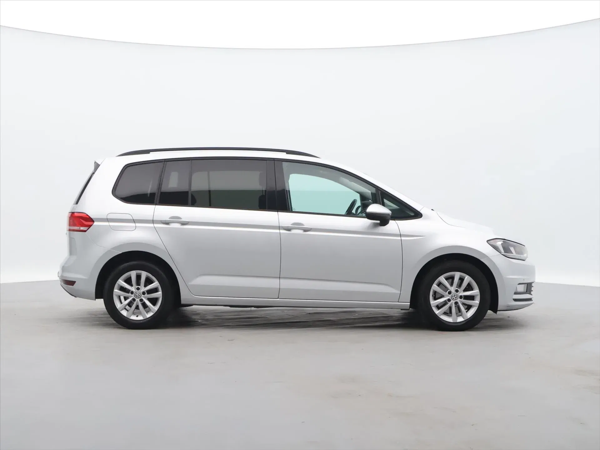 Volkswagen Touran - Náhled 8